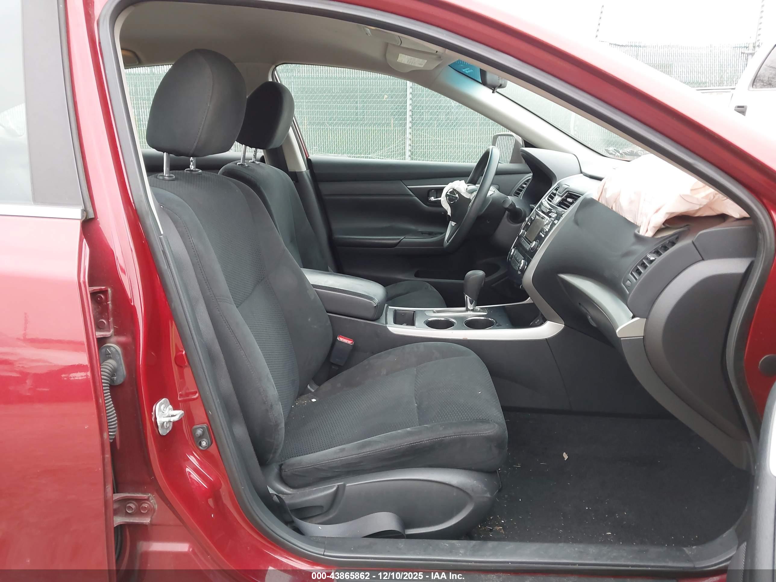 NISSAN ALTIMA image 5