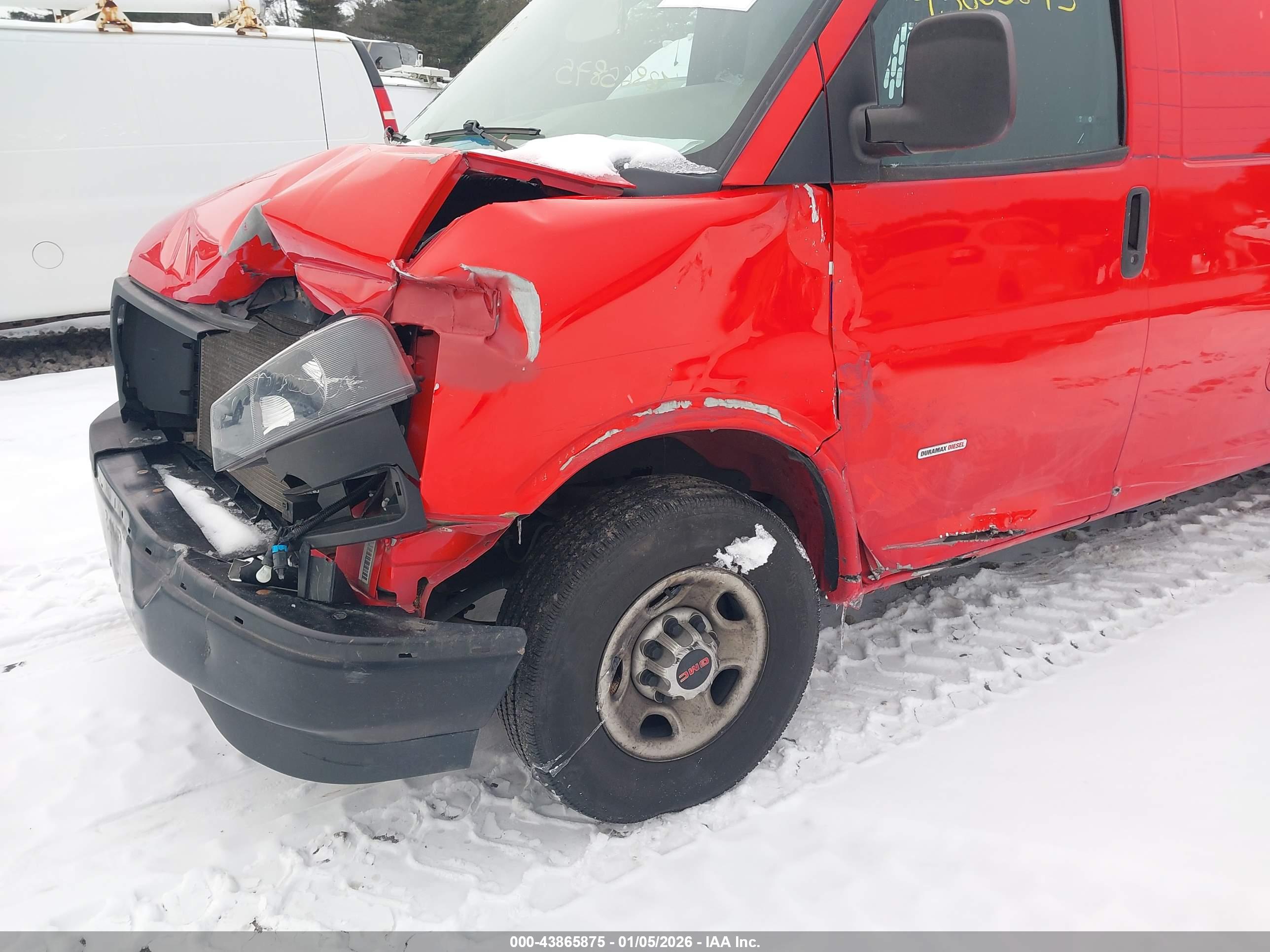 GMC SAVANA image 6
