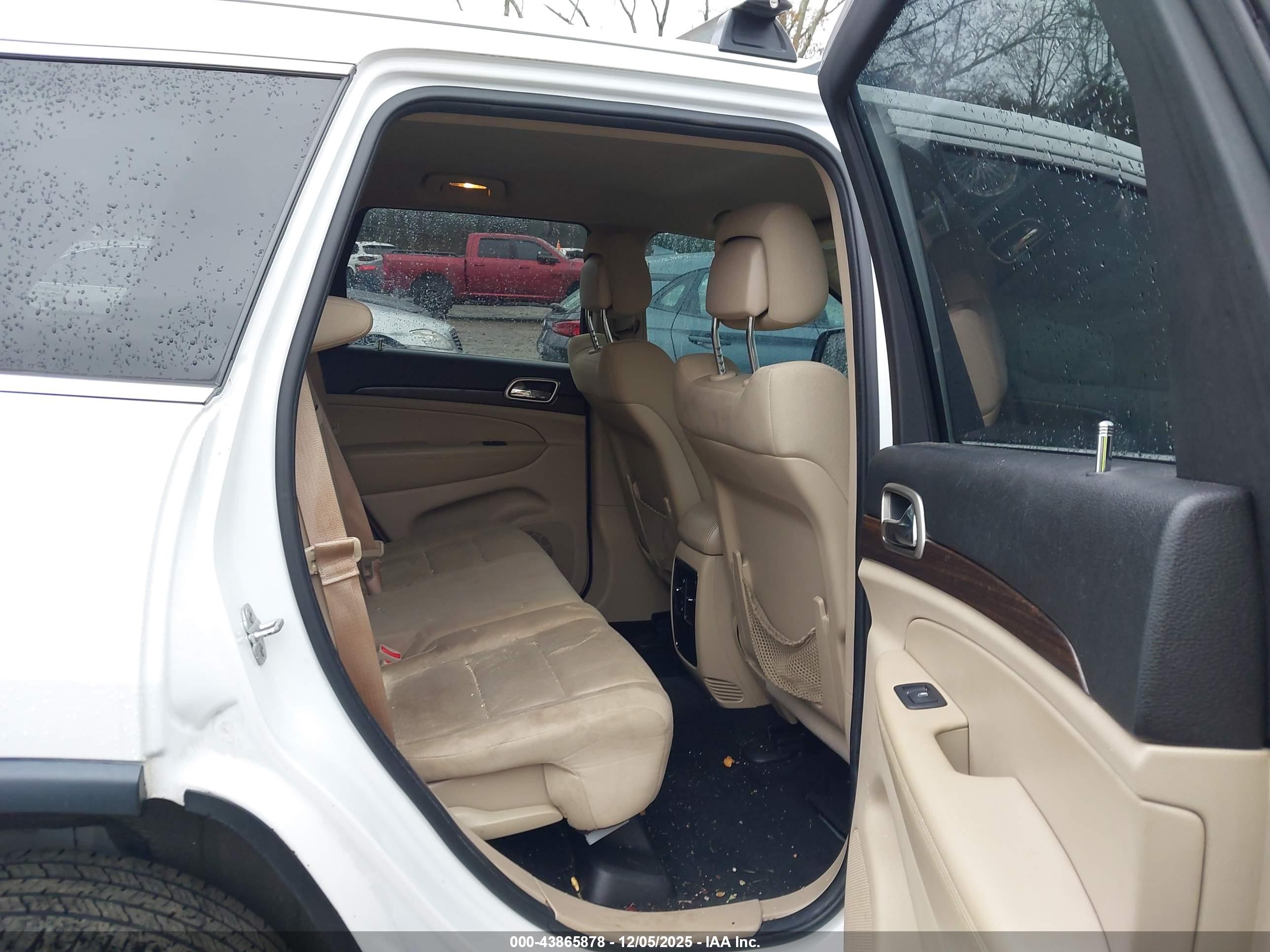 JEEP GRAND image 8