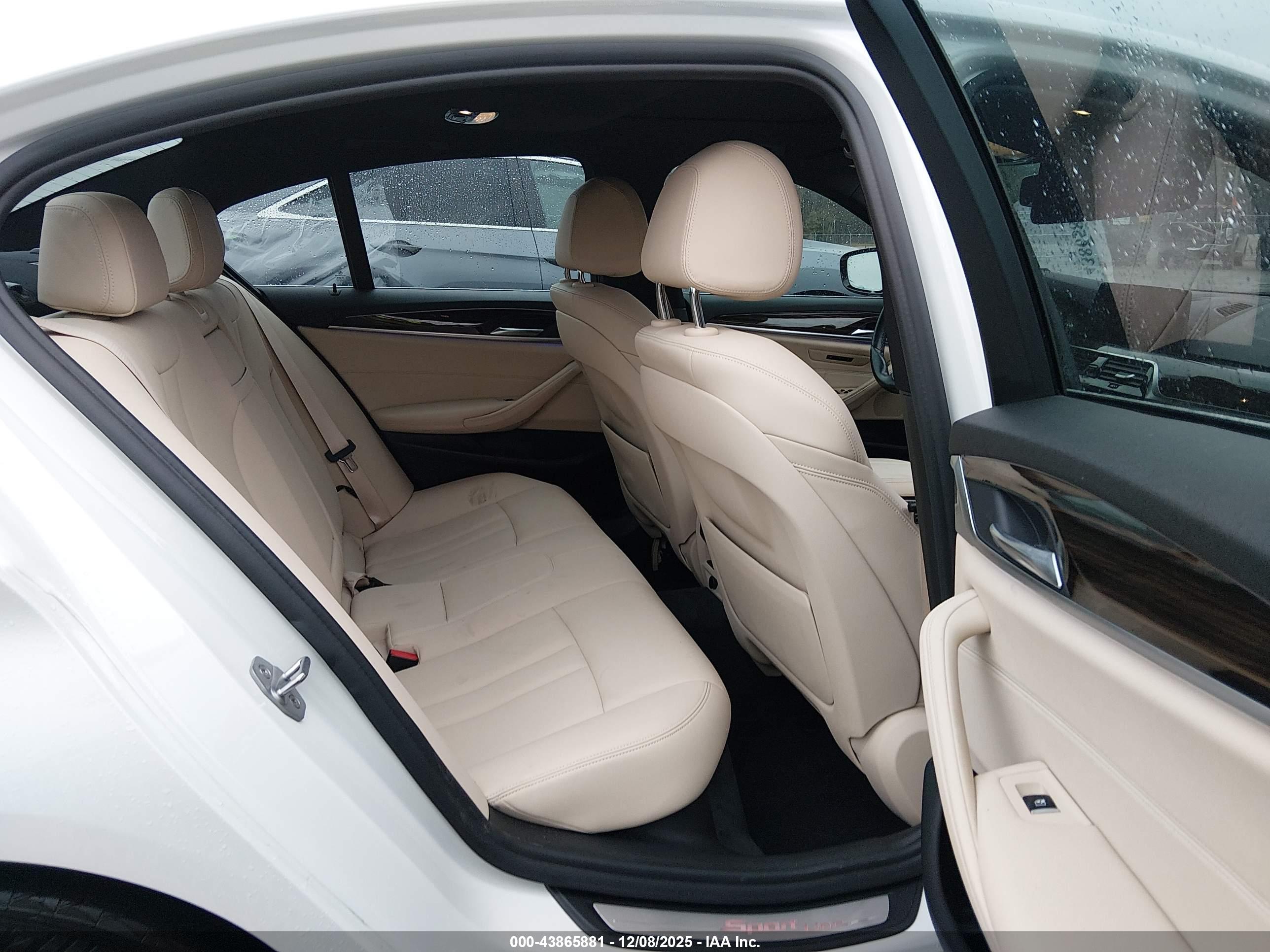 BMW 530I image 8