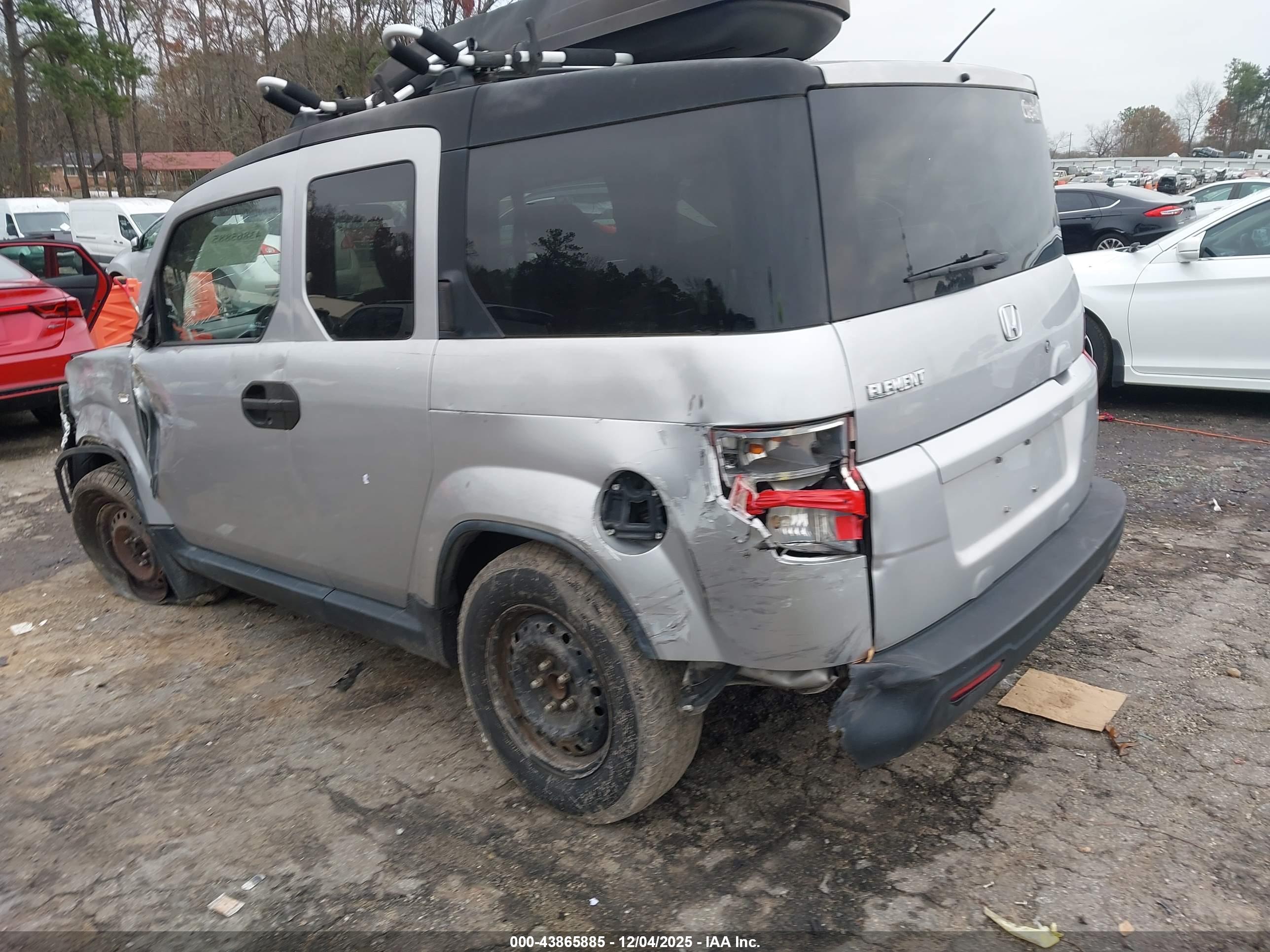 HONDA ELEMENT image 3