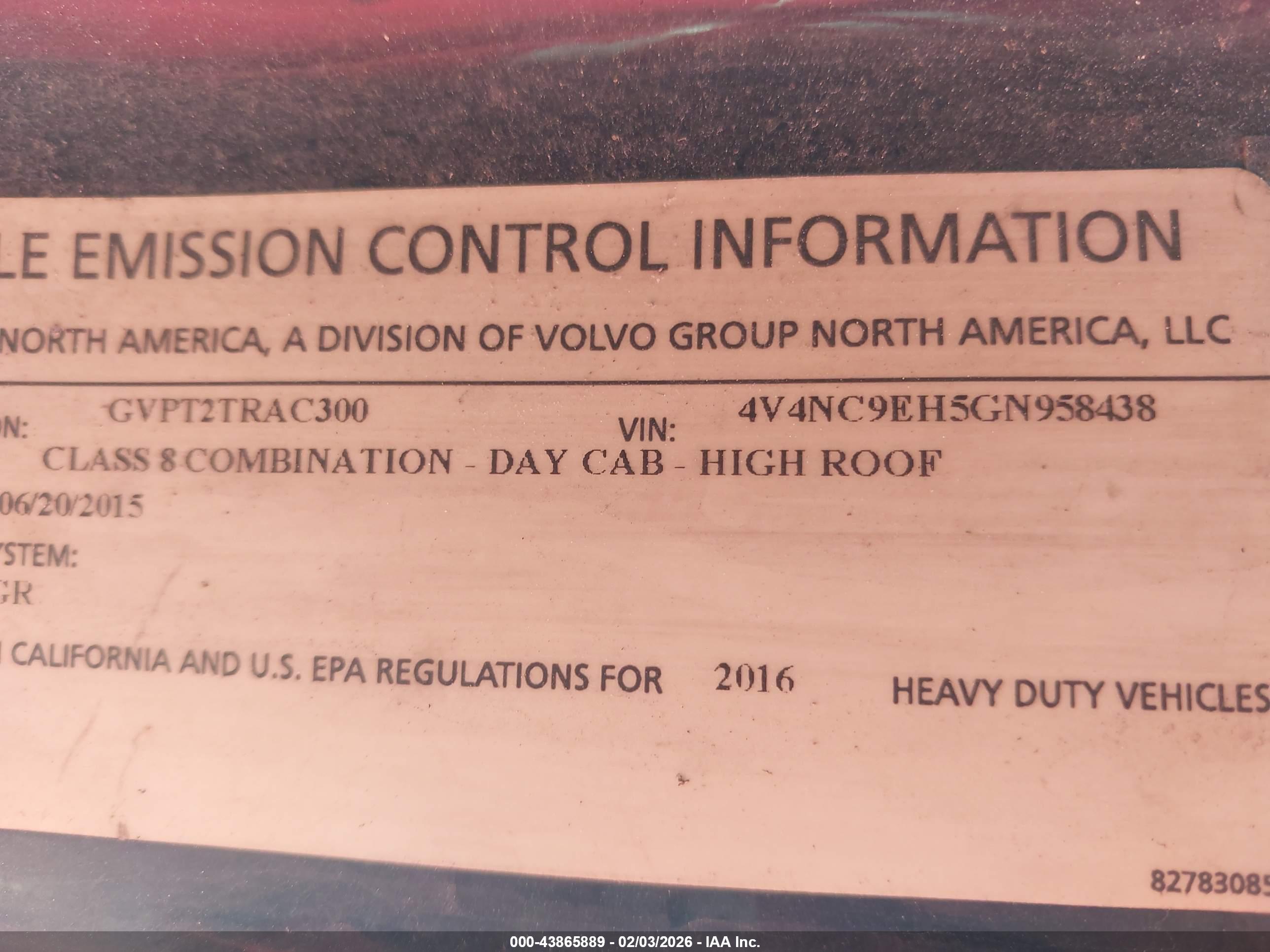 VOLVO VN image 9