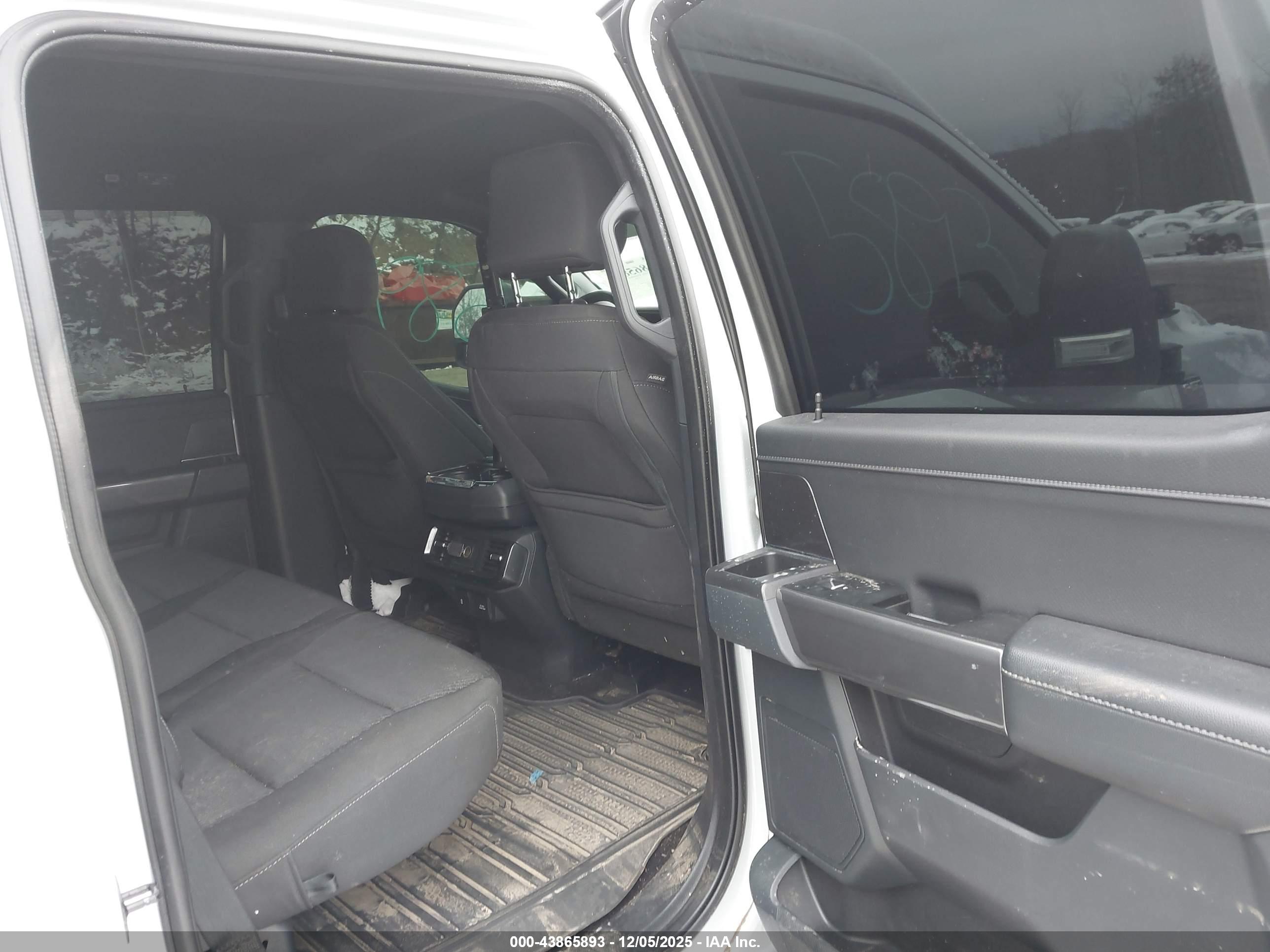 FORD F-150 image 8