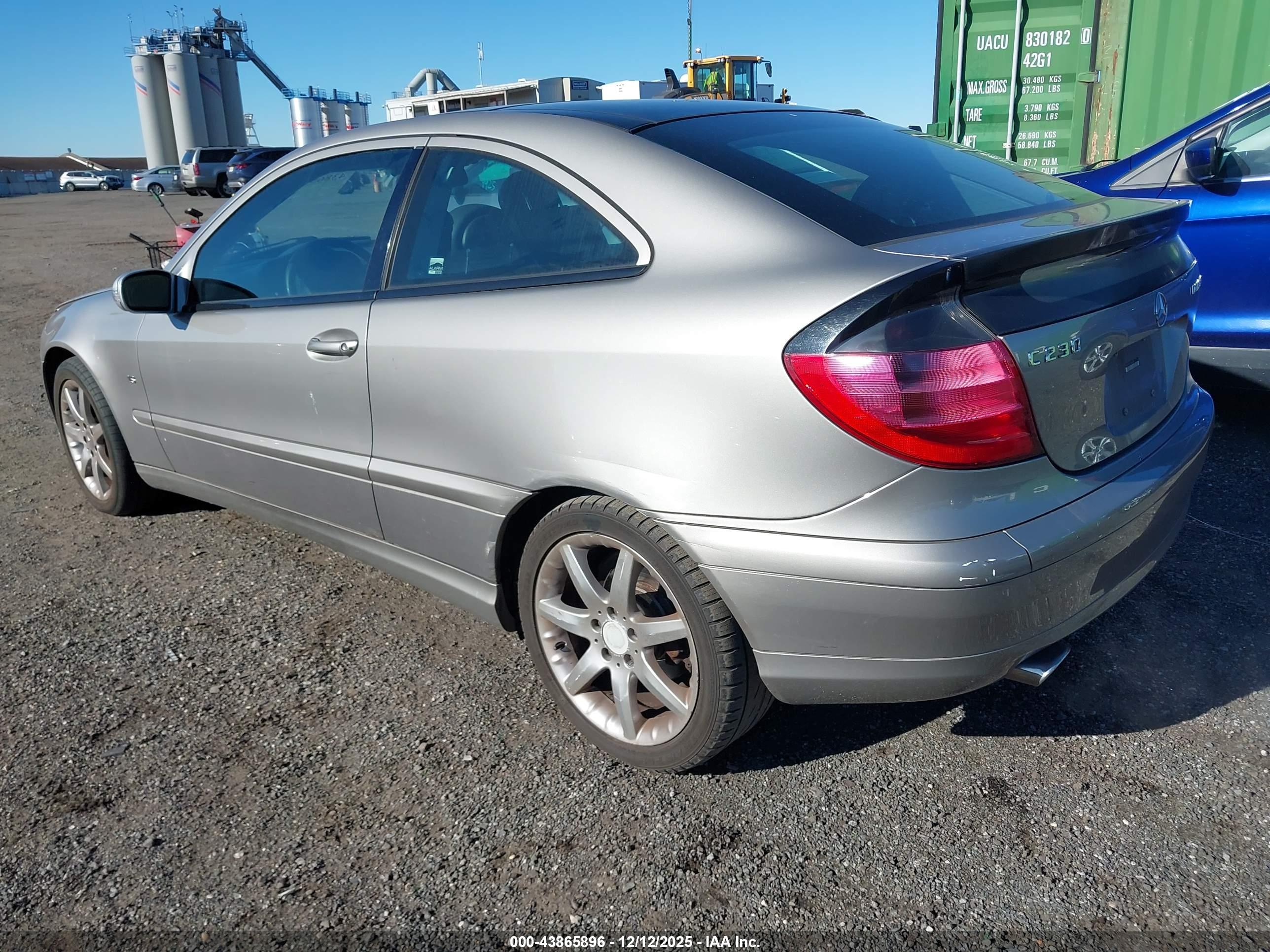 MERCEDES-BENZ C image 3