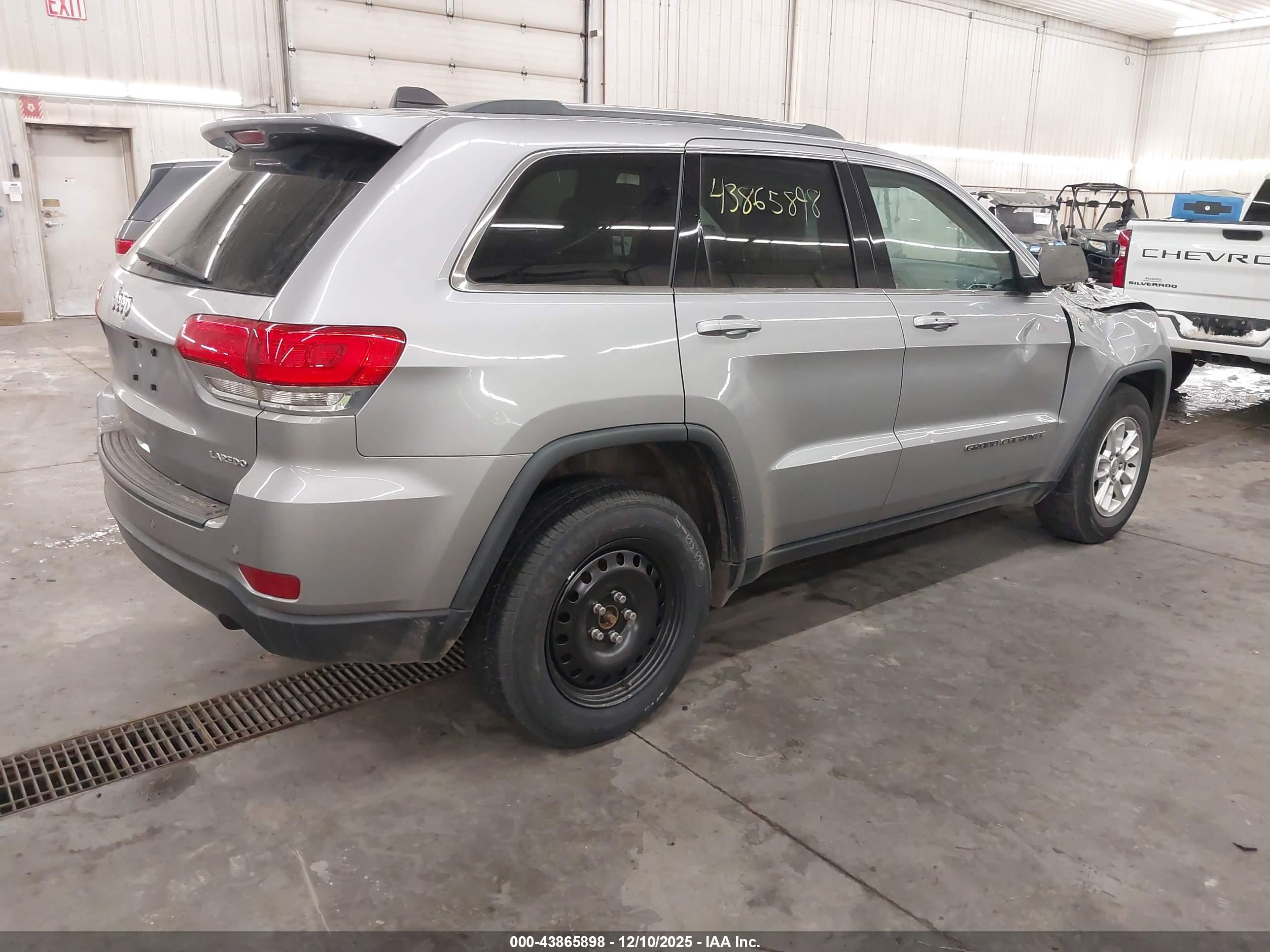 JEEP GRAND image 4