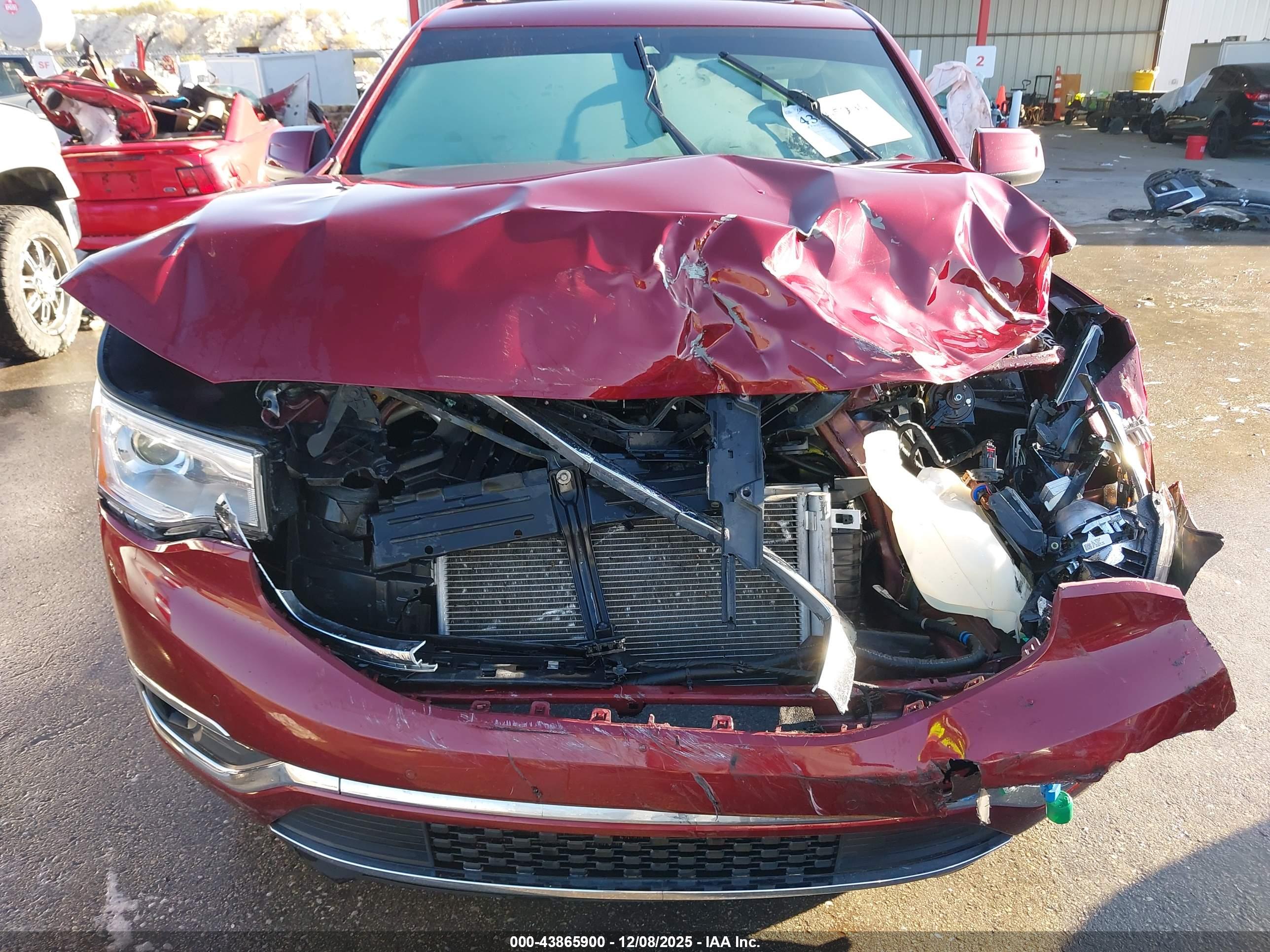 GMC ACADIA image 6