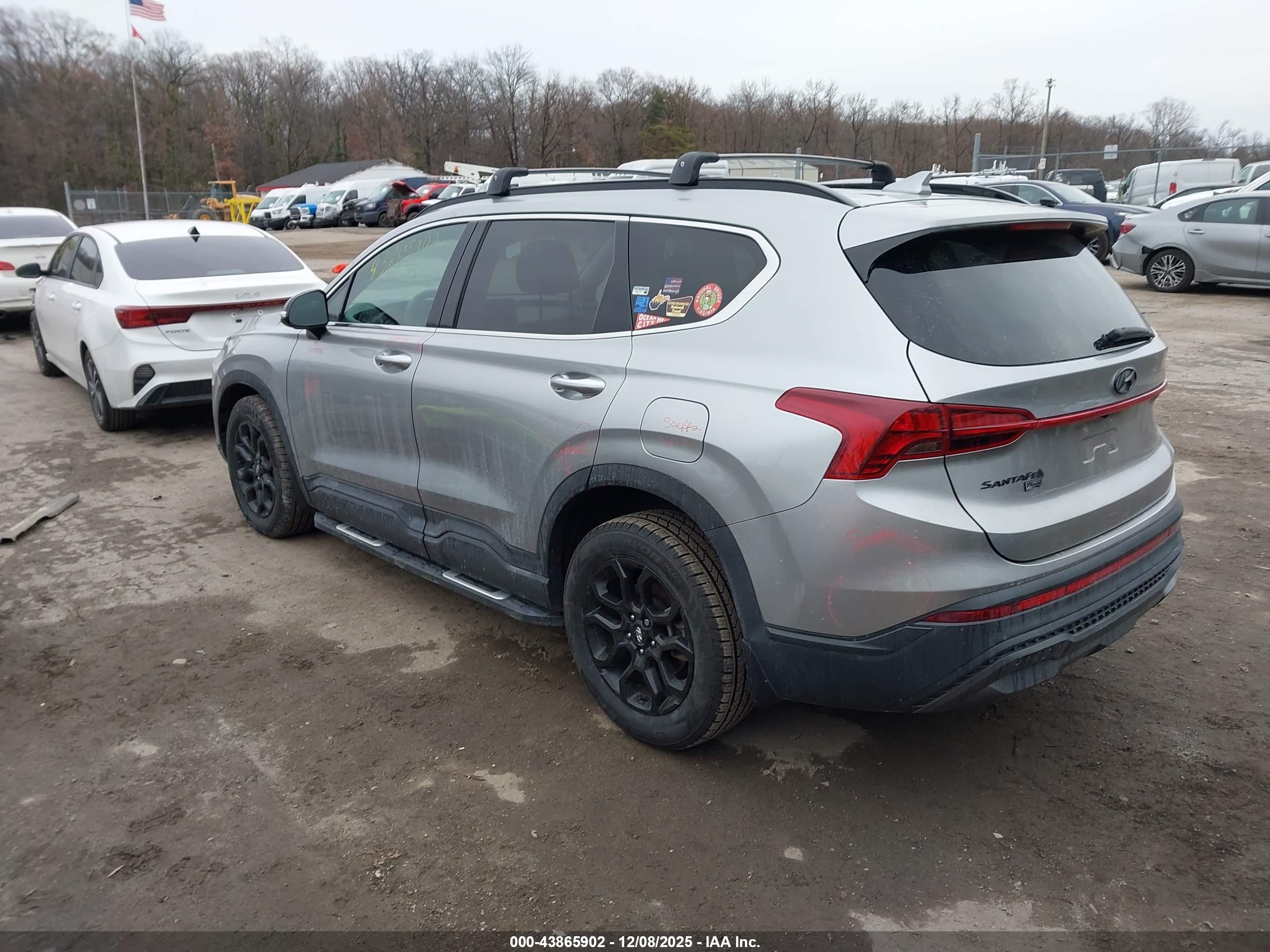 HYUNDAI SANTA image 3