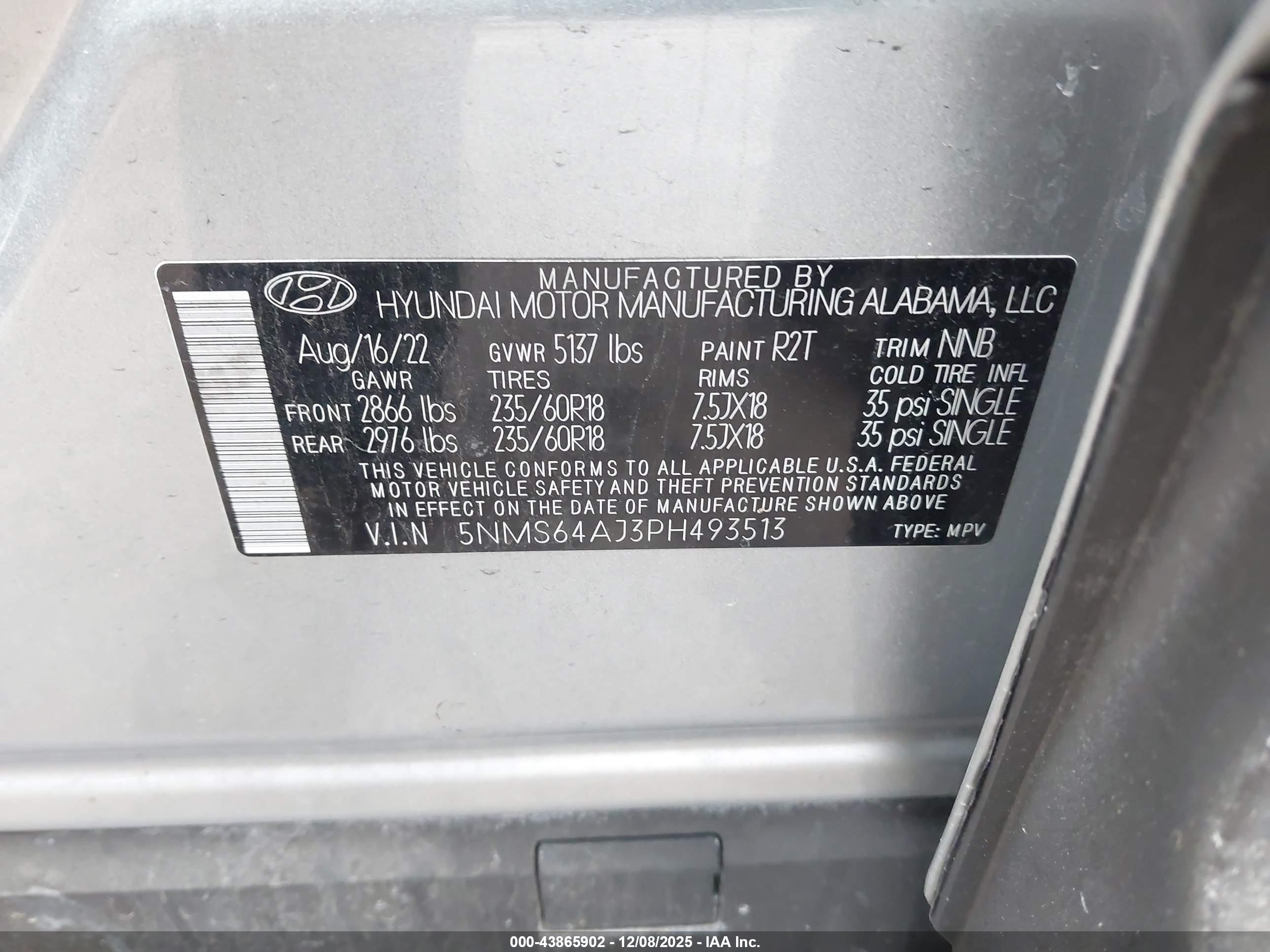 HYUNDAI SANTA image 9