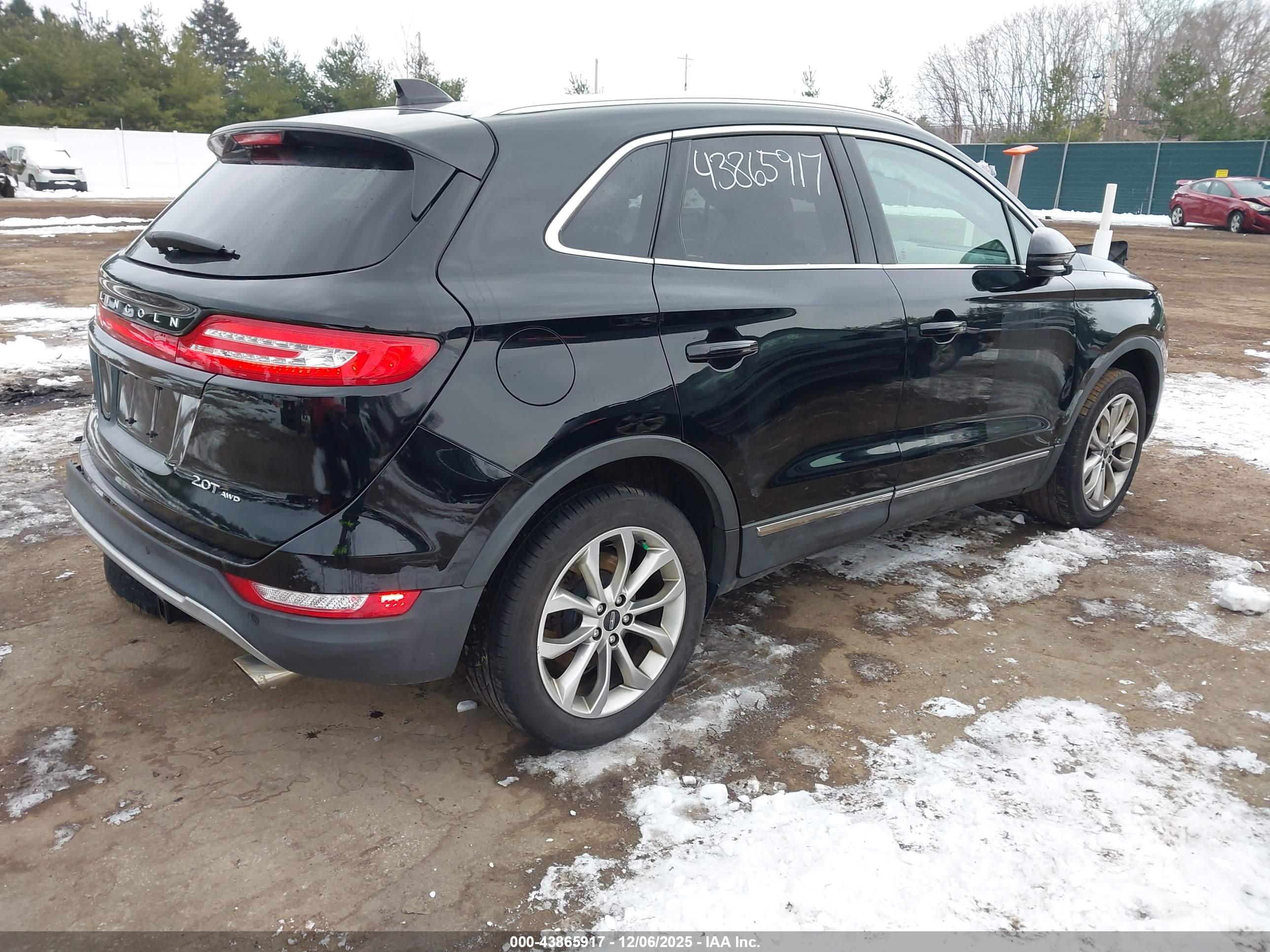 LINCOLN MKC image 4