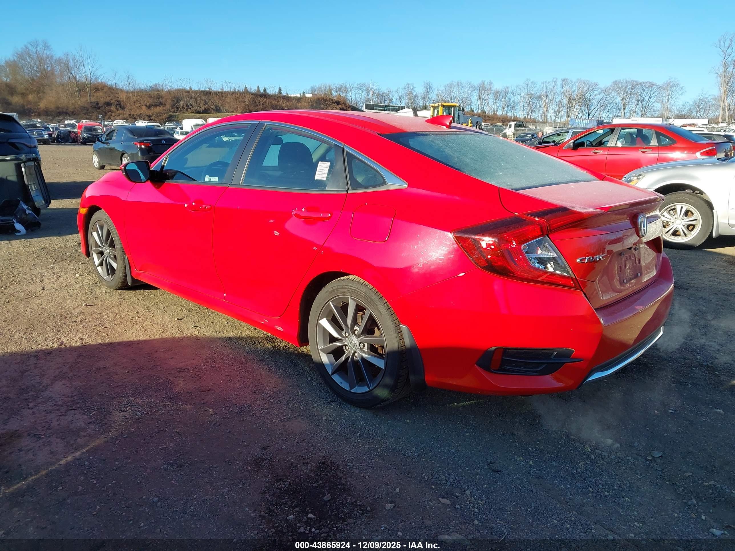 HONDA CIVIC image 3