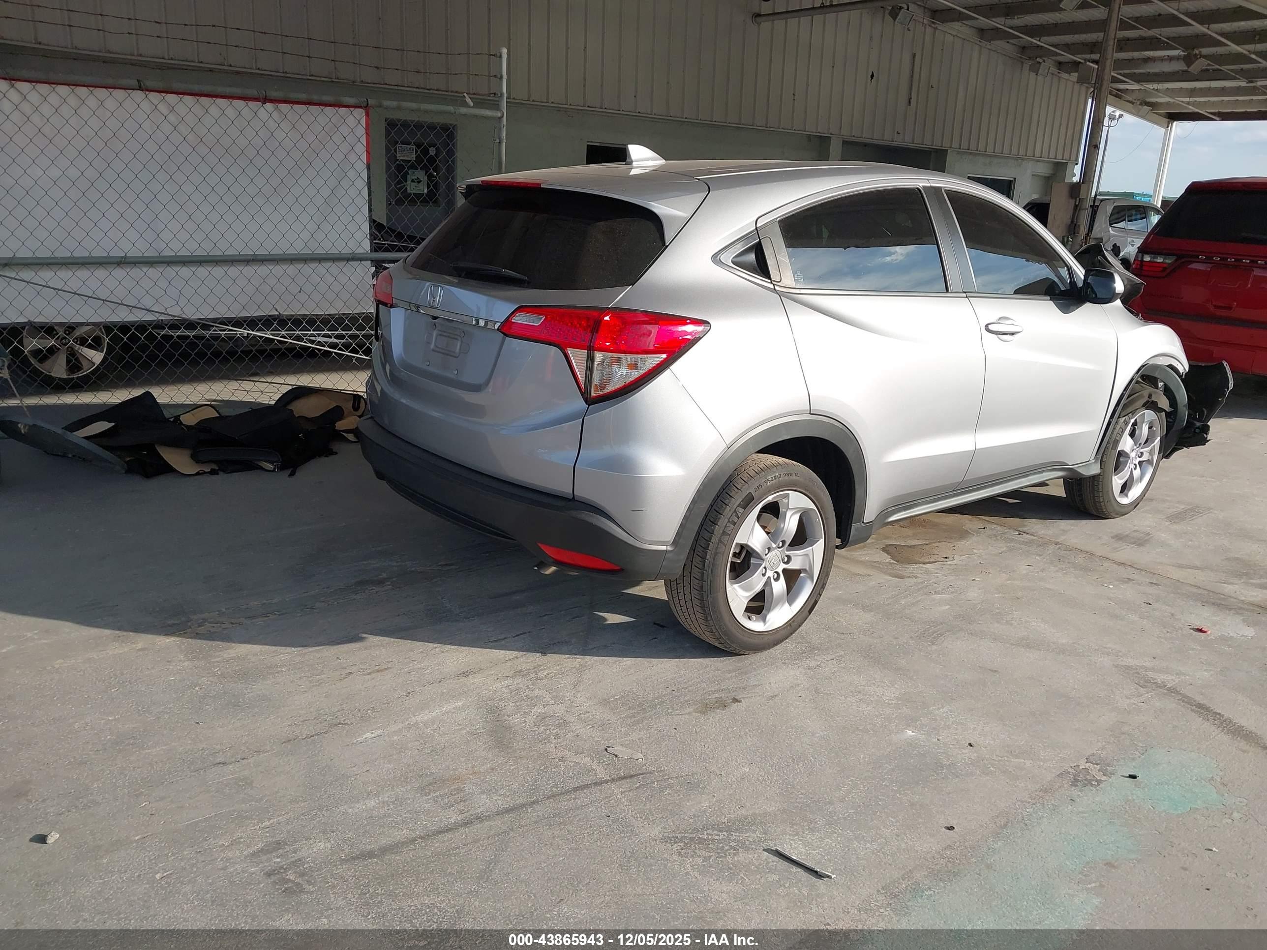 HONDA HR-V image 4