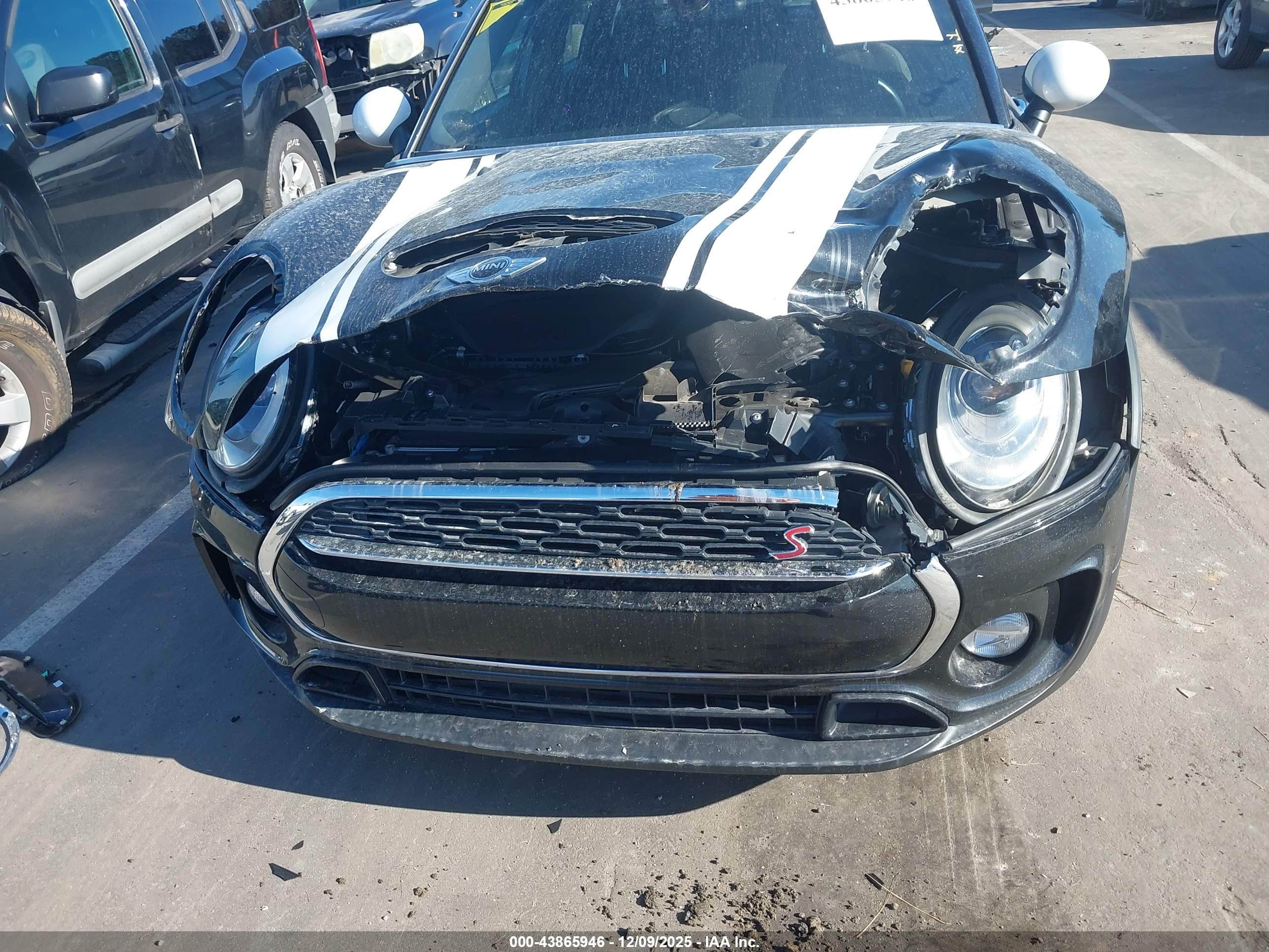 MINI CLUBMAN image 6