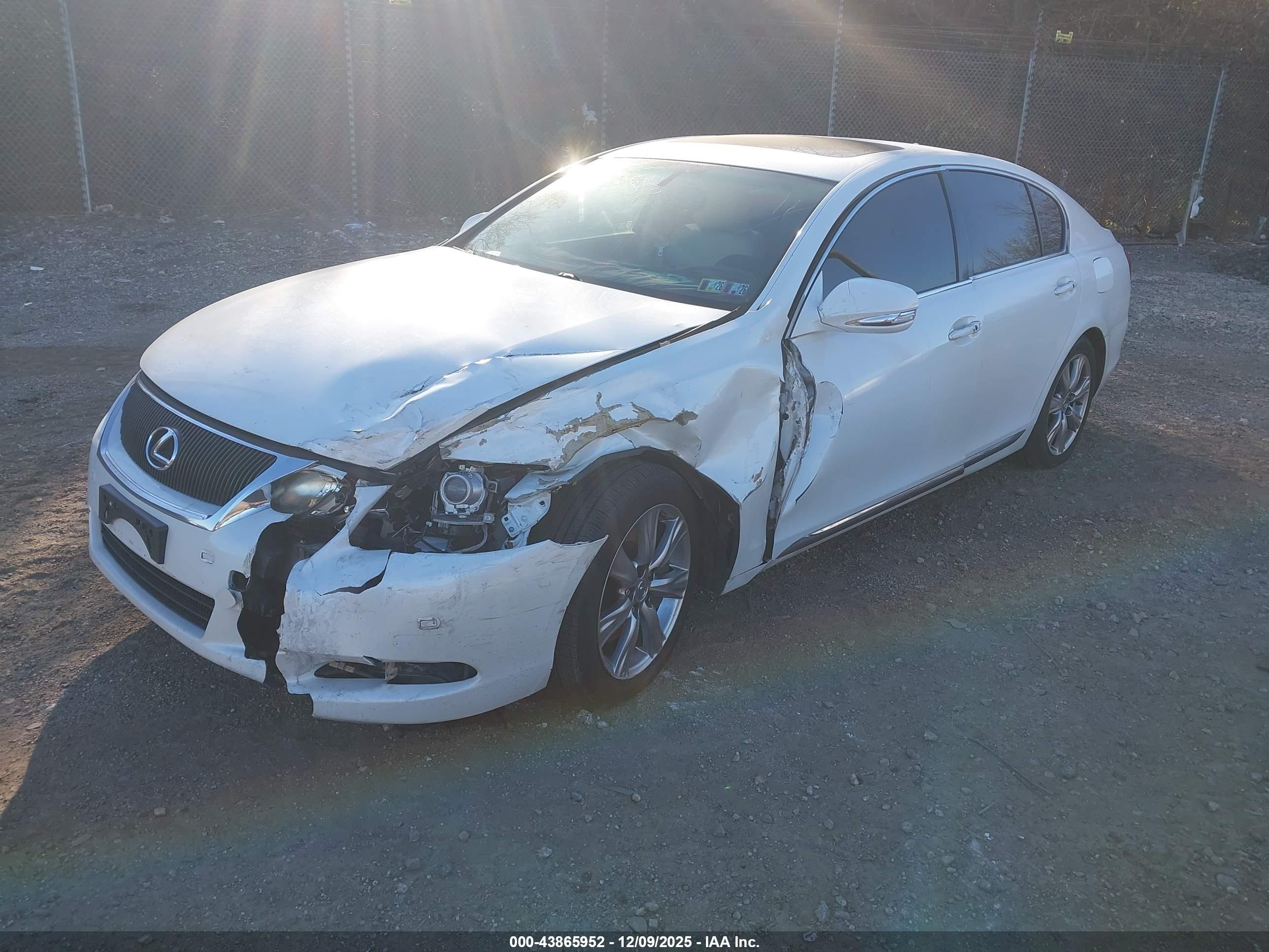 LEXUS GS image 2
