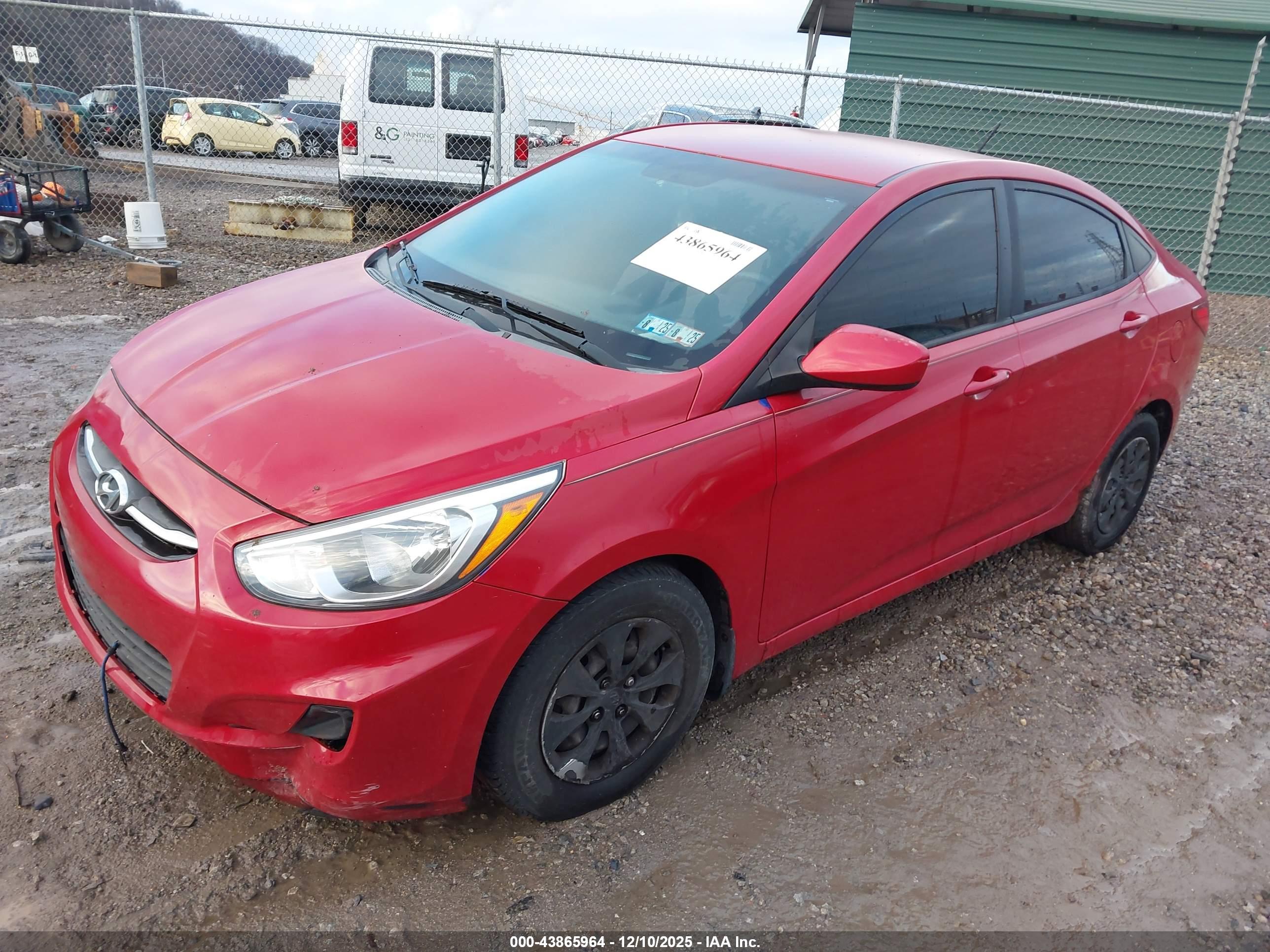 HYUNDAI ACCENT image 2
