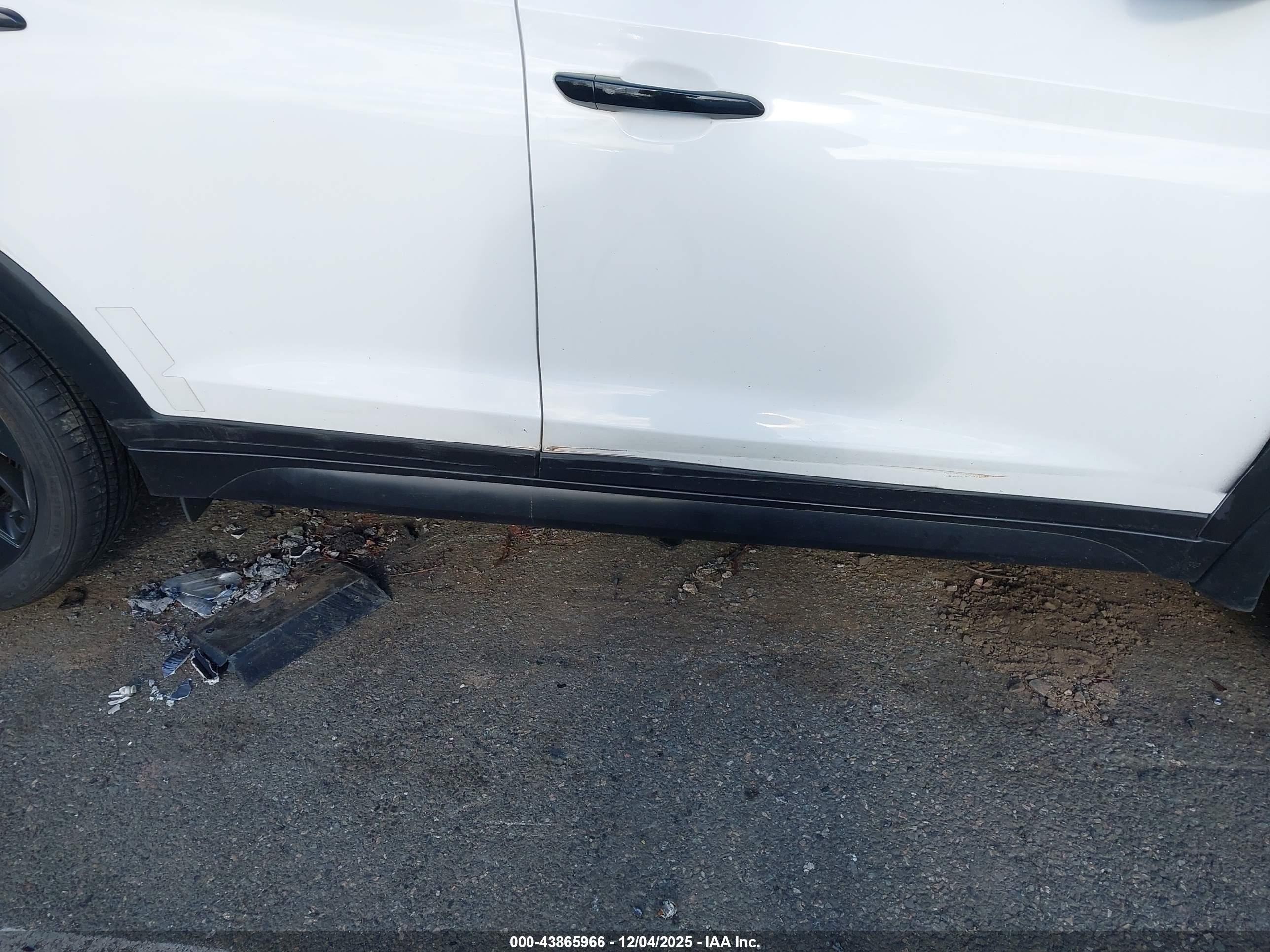 HYUNDAI TUCSON image 6