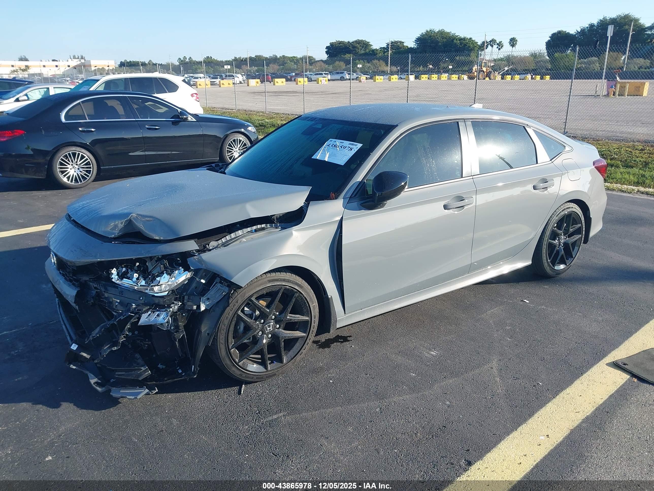 HONDA CIVIC image 2