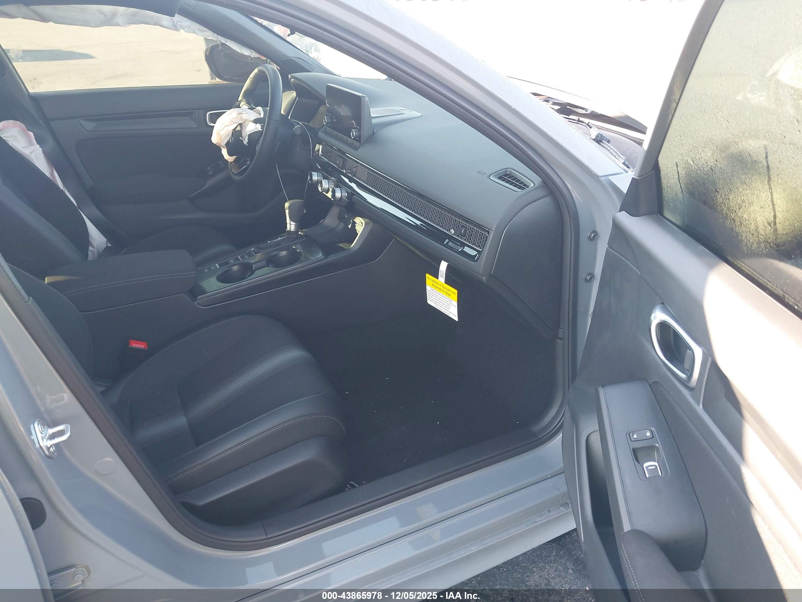 HONDA CIVIC image 5