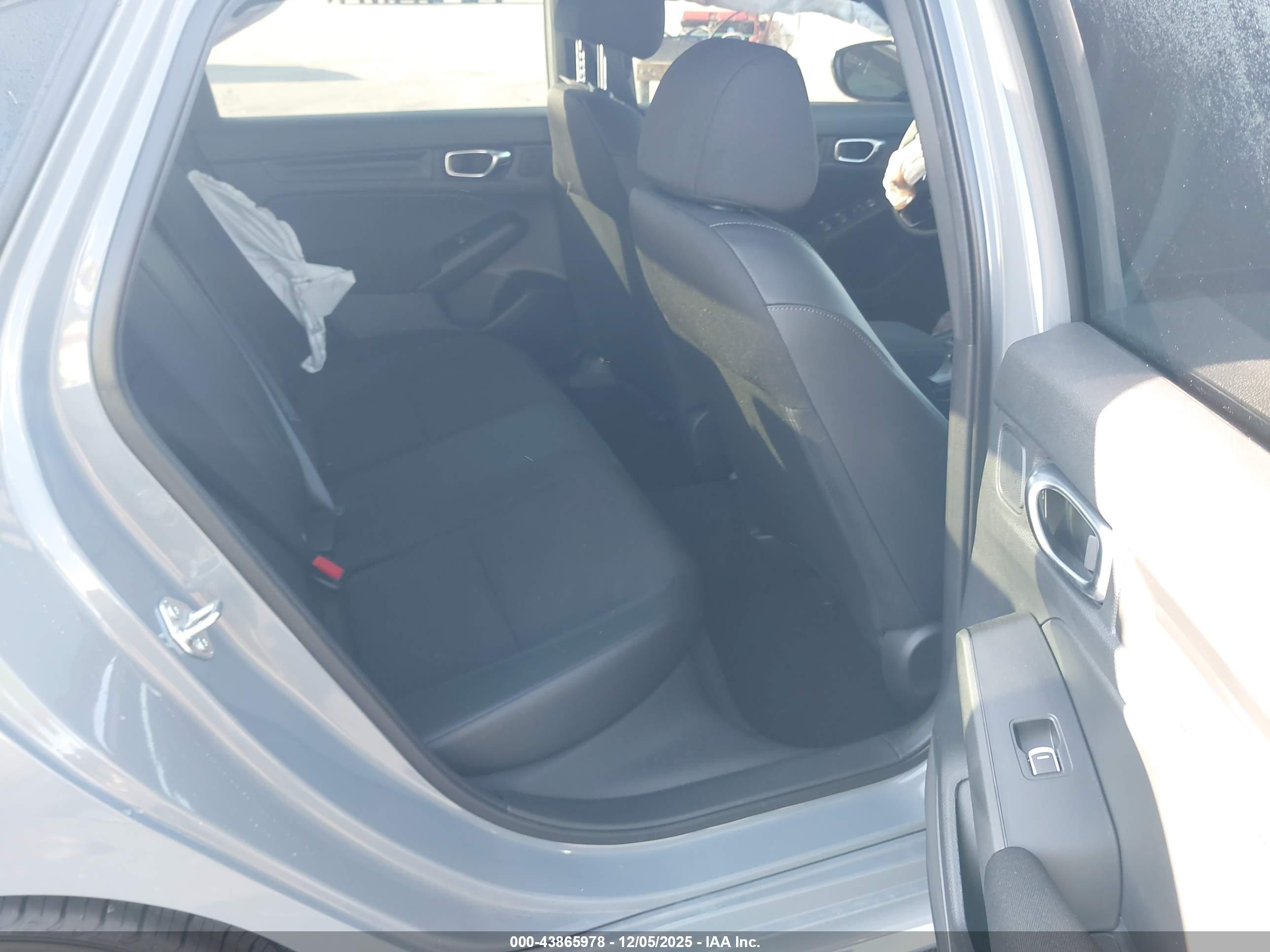 HONDA CIVIC image 8