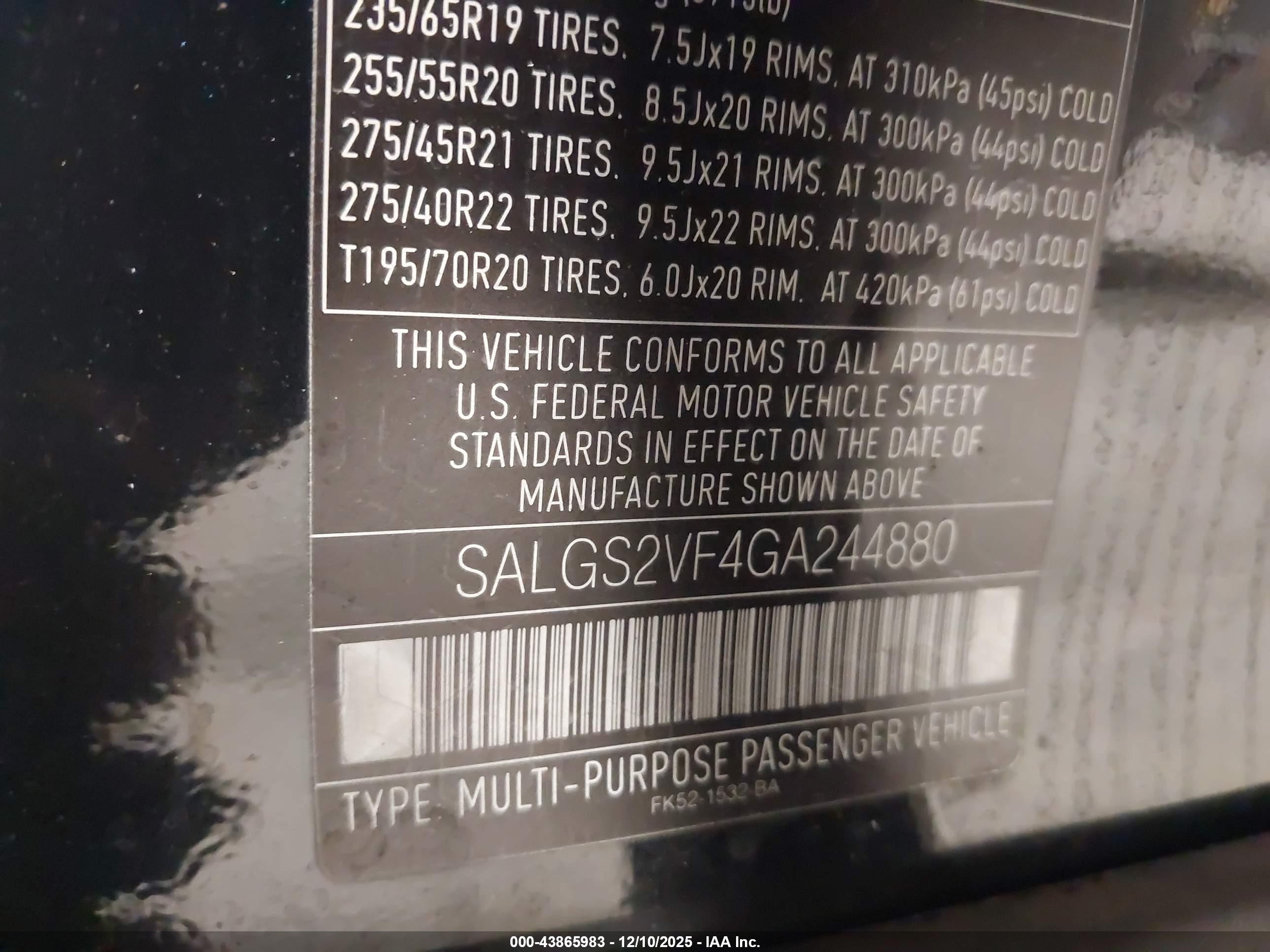 LAND ROVER image 9