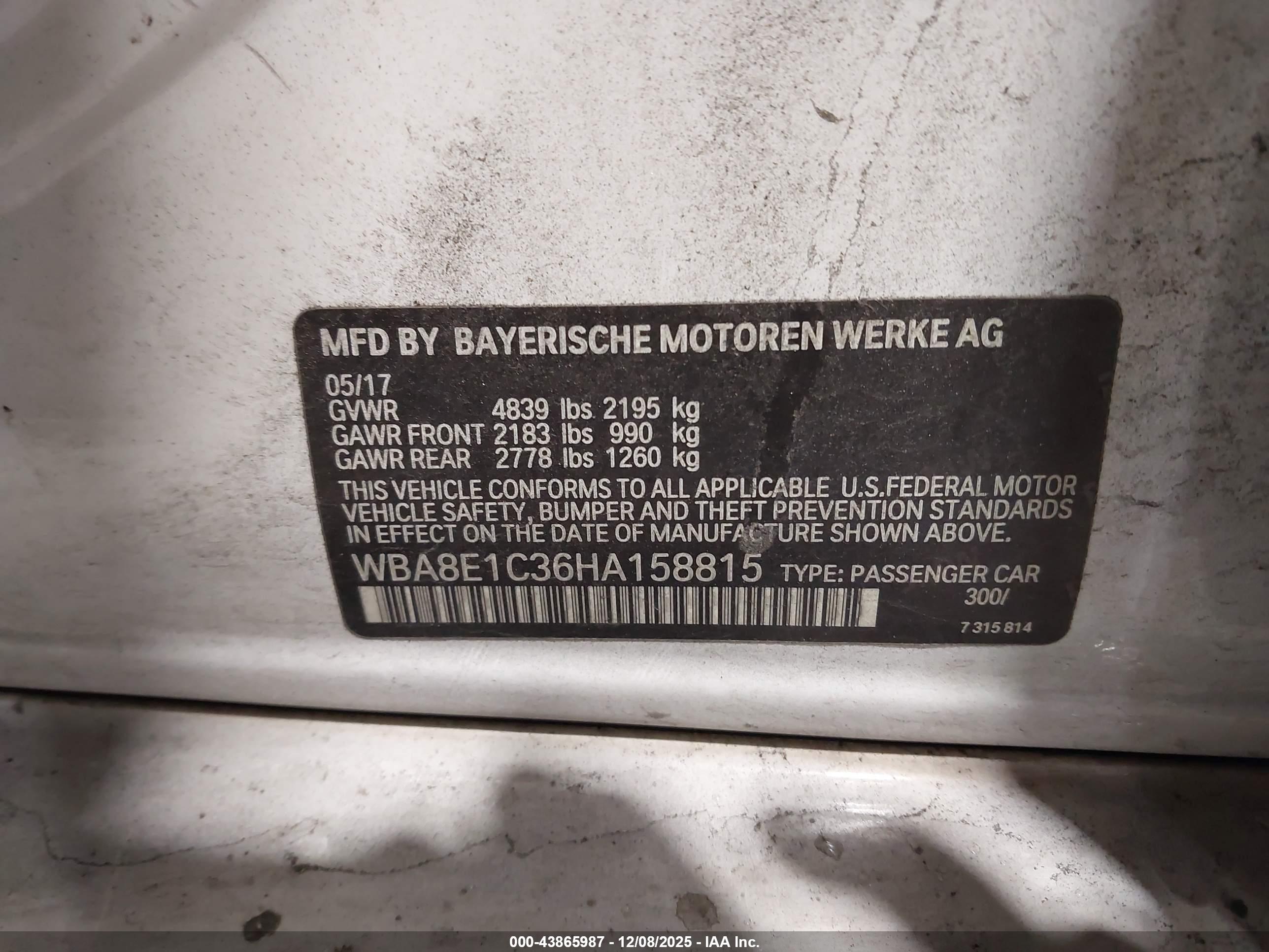 BMW 330E image 9
