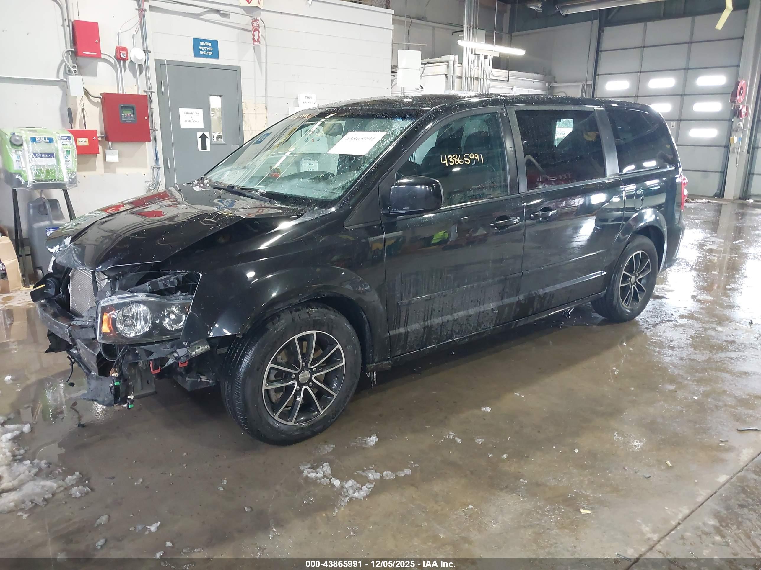 DODGE GRAND image 2