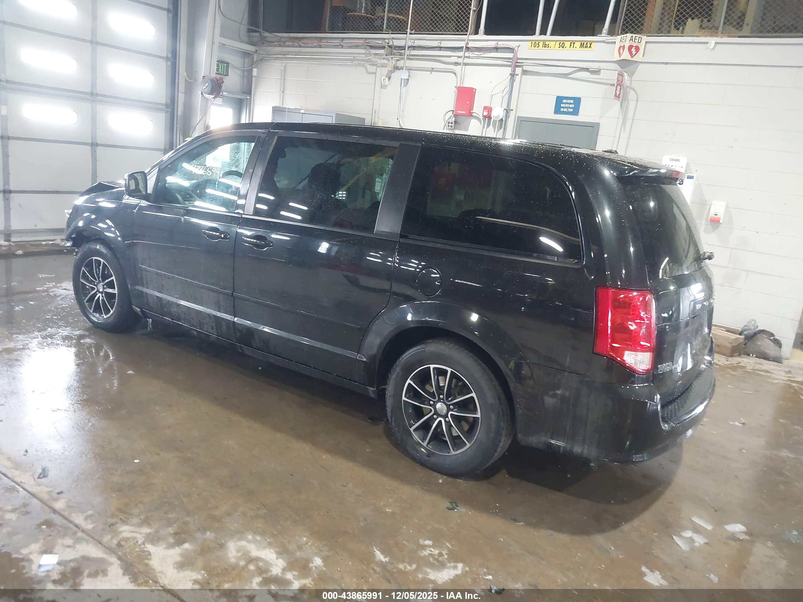 DODGE GRAND image 3