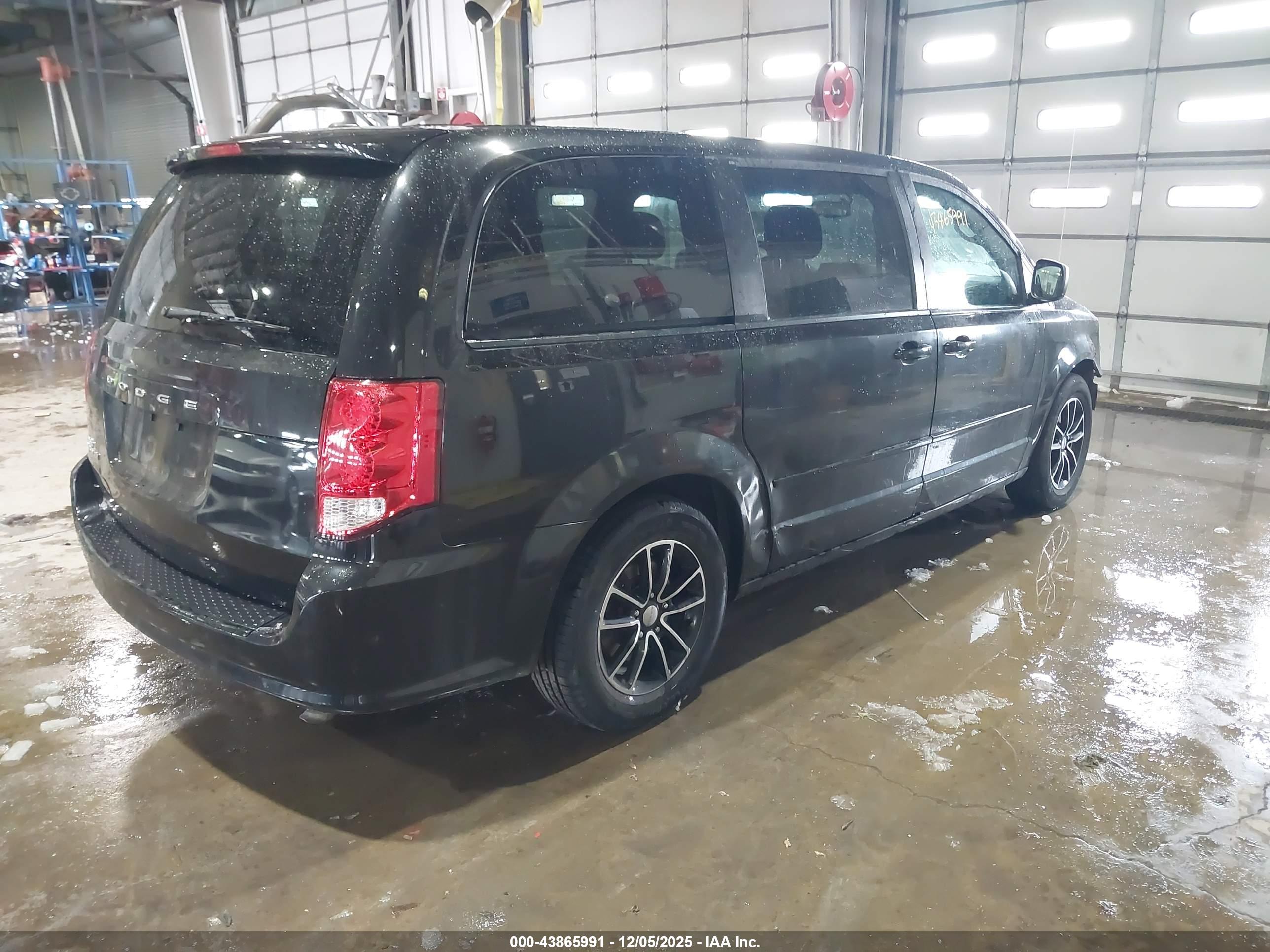 DODGE GRAND image 4