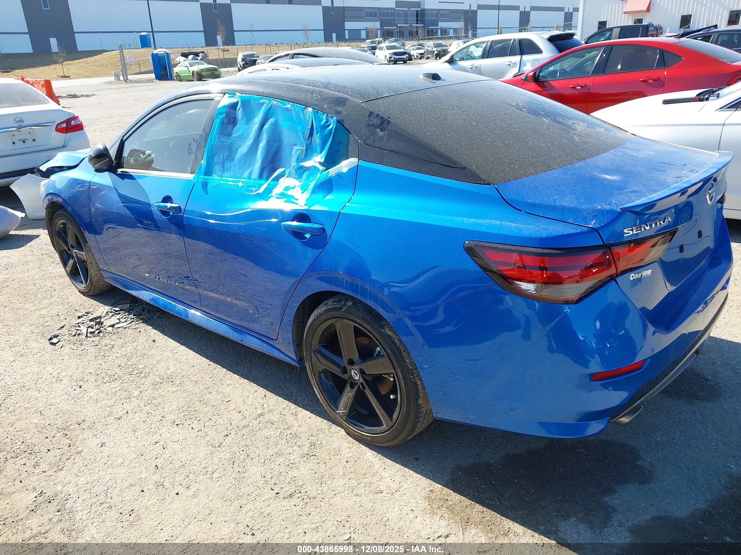 NISSAN SENTRA image 3