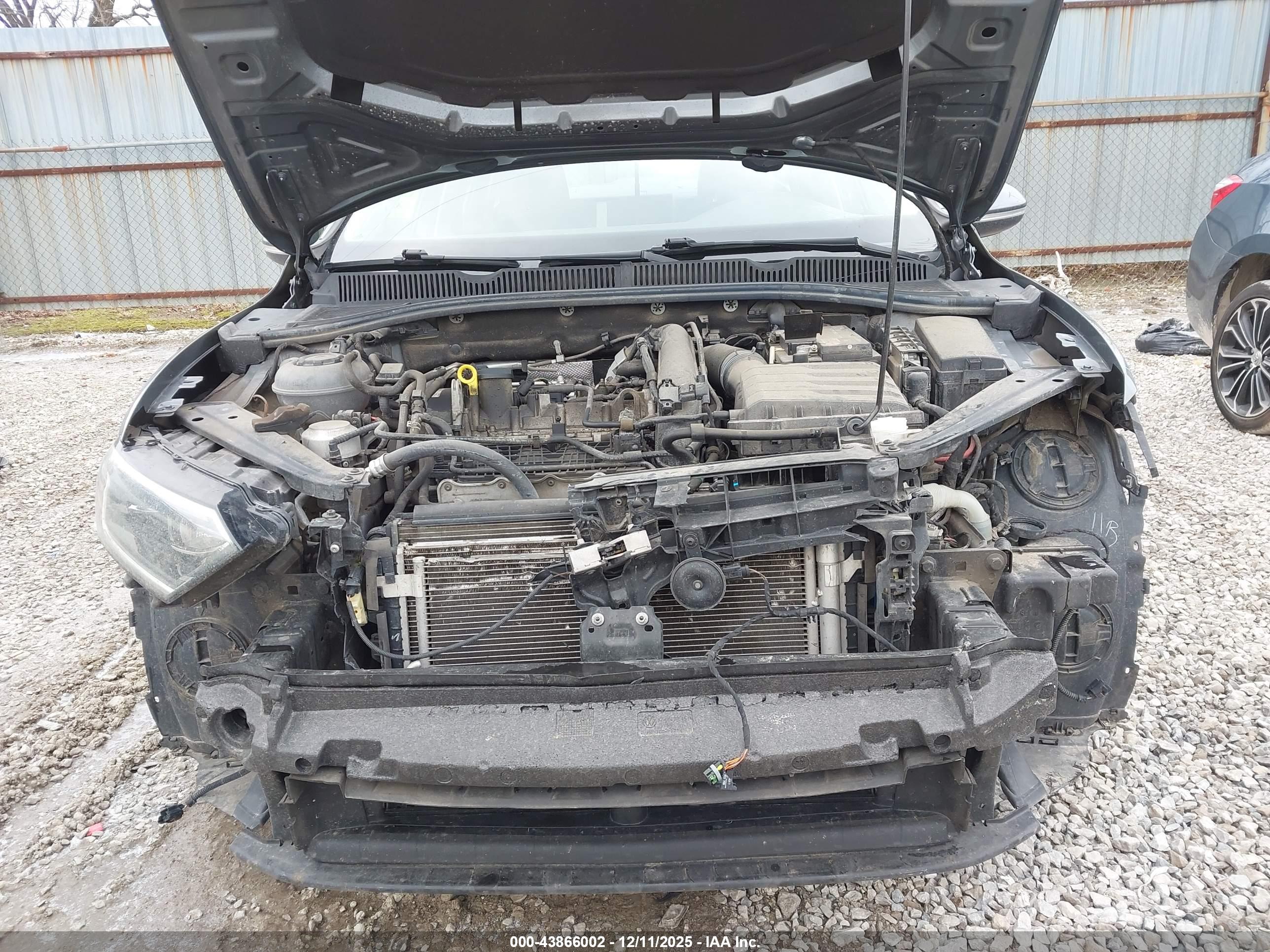 VOLKSWAGEN JETTA image 10