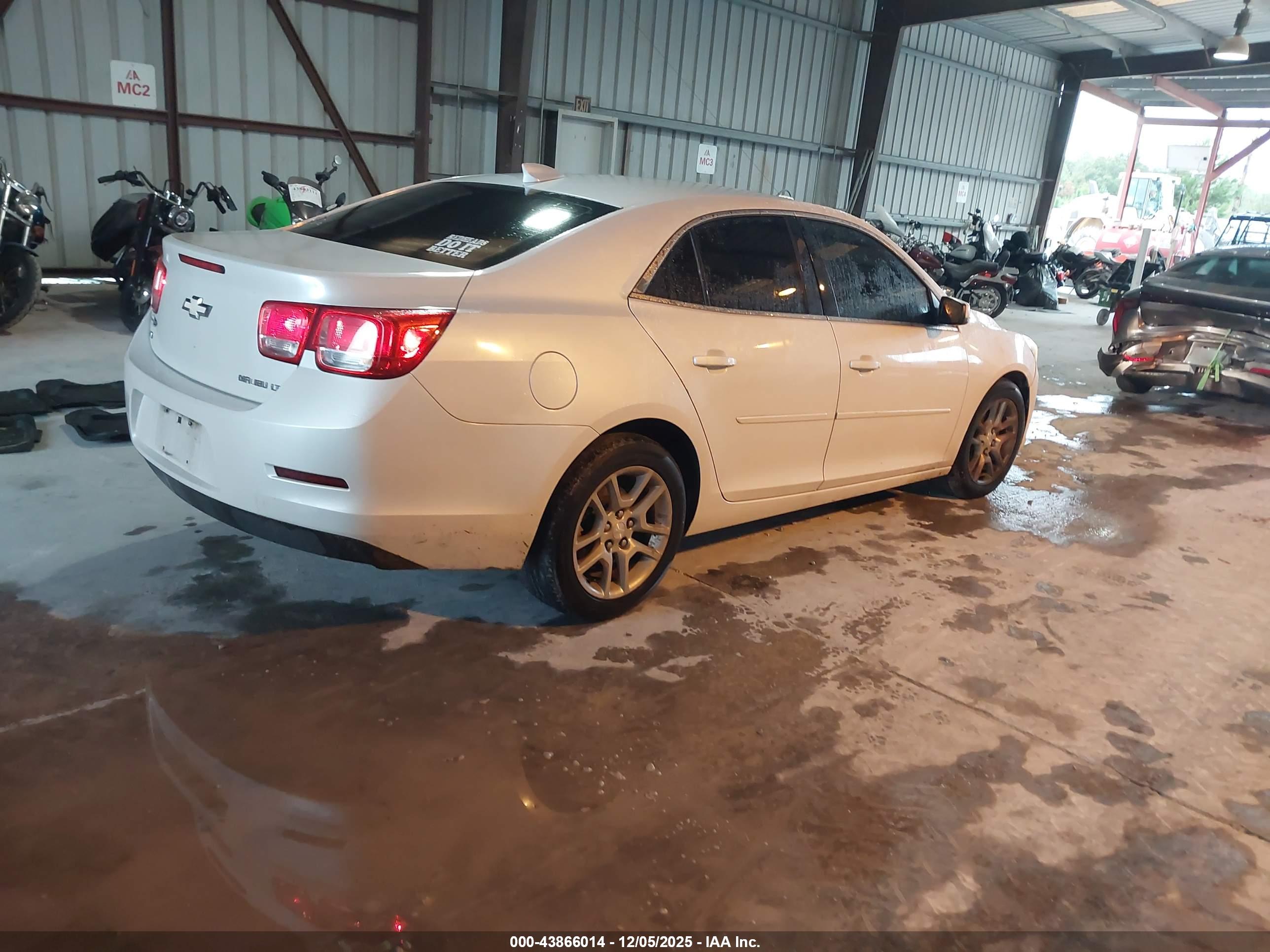 CHEVROLET MALIBU image 4