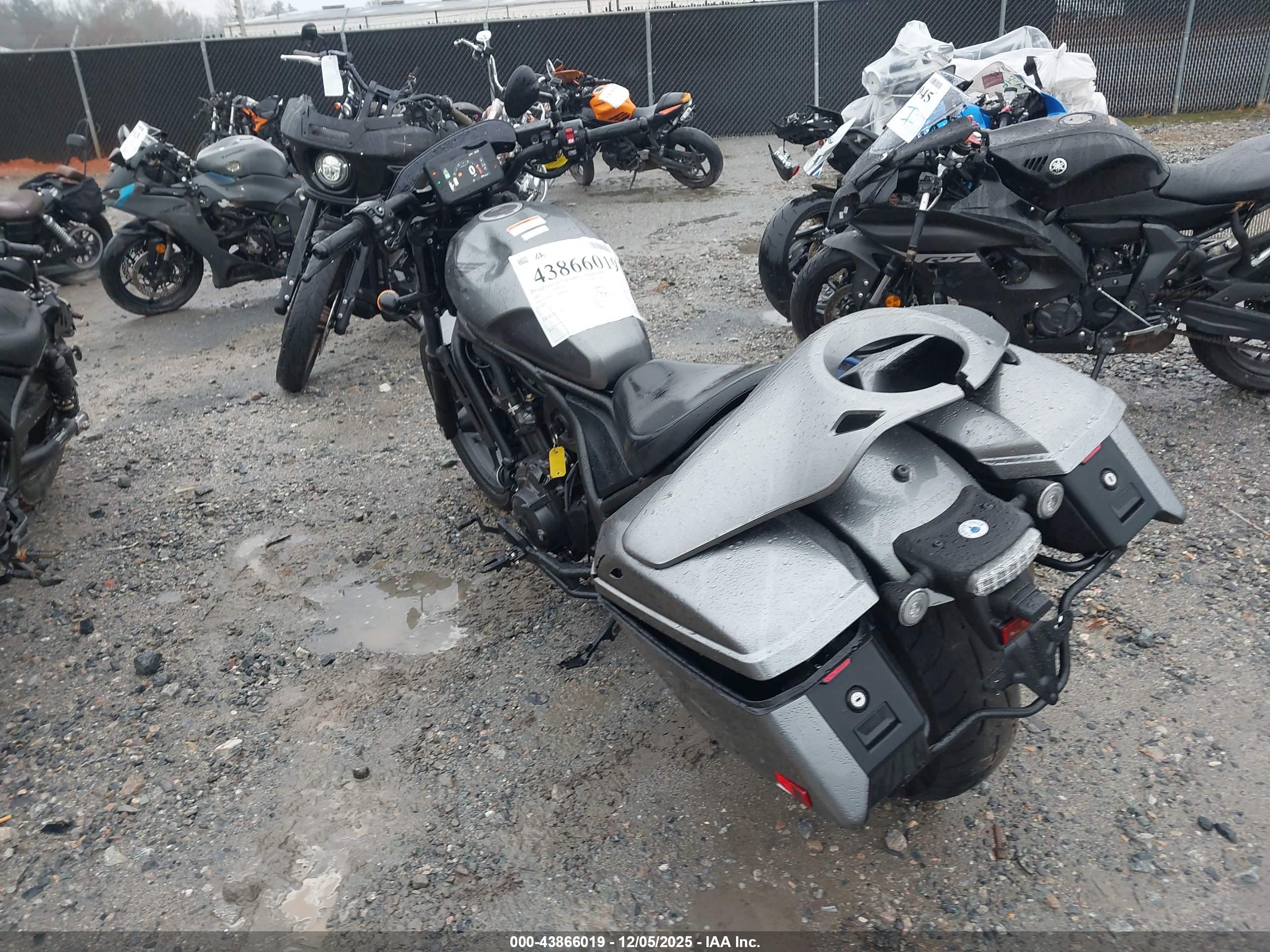HONDA CMX1100 image 3
