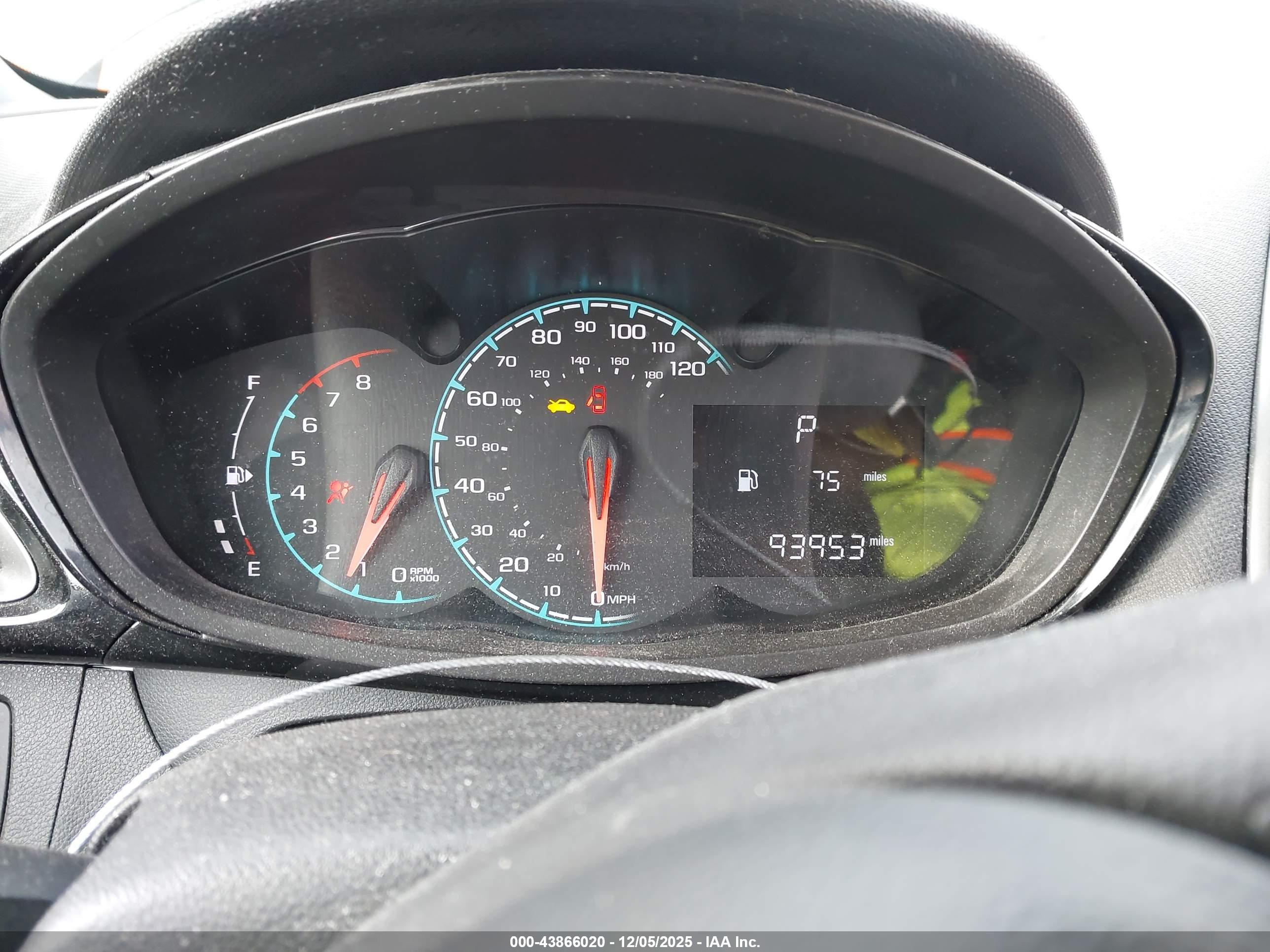 CHEVROLET SPARK image 7