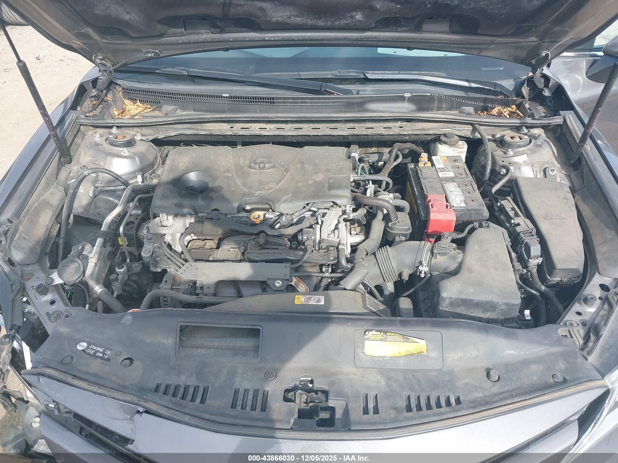 TOYOTA CAMRY image 10