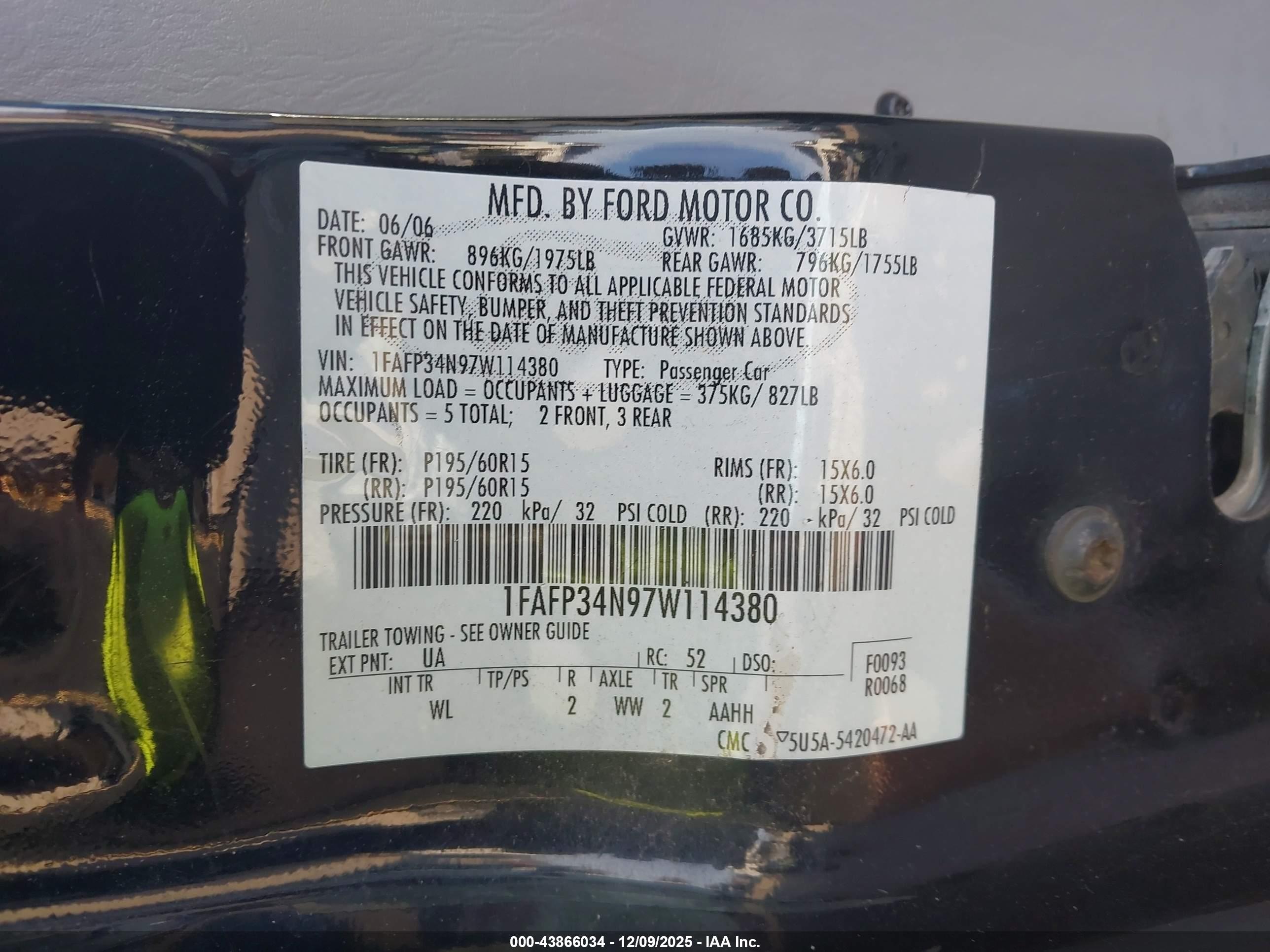 FORD FOCUS image 9