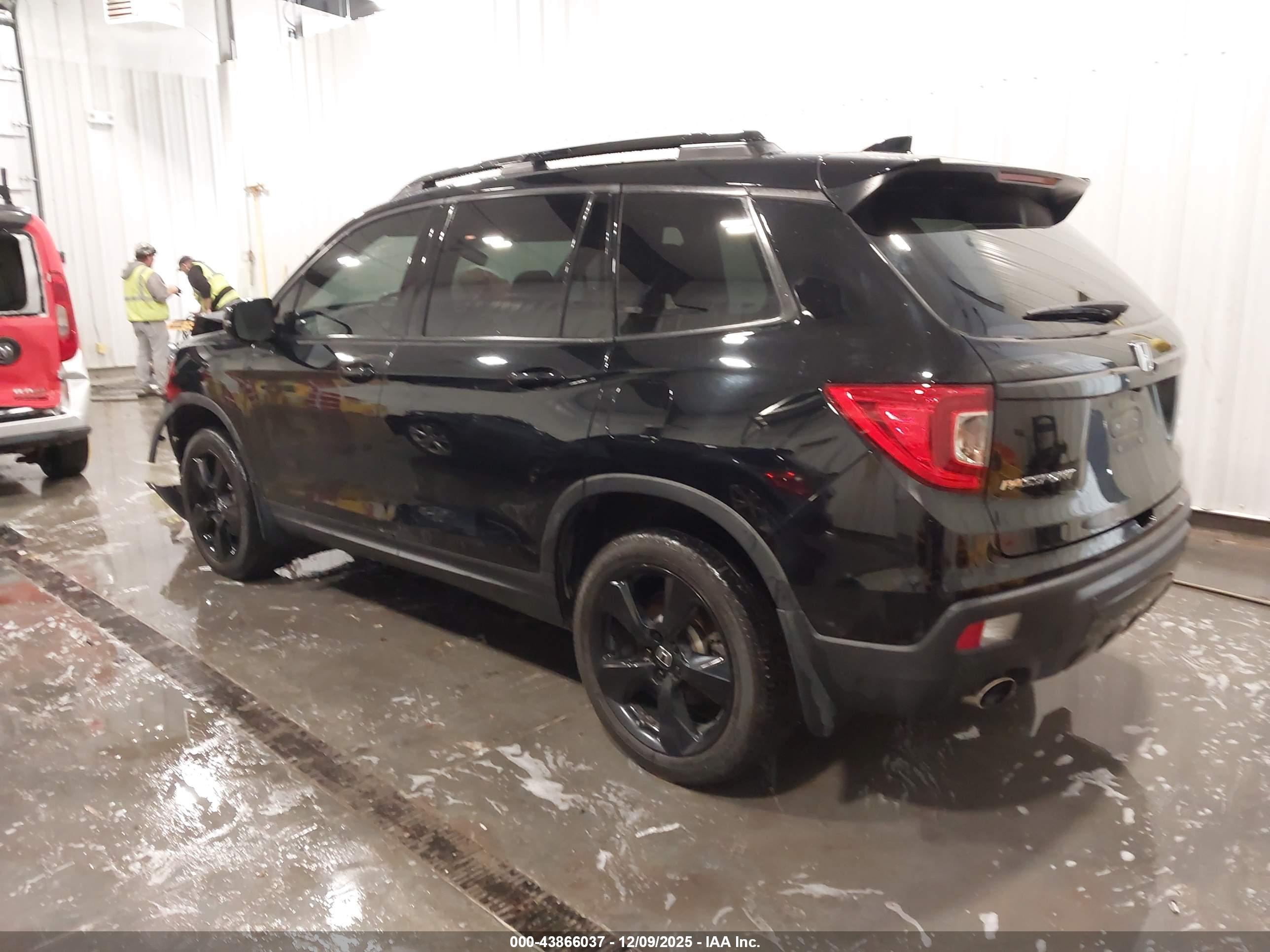 HONDA PASSPORT image 3