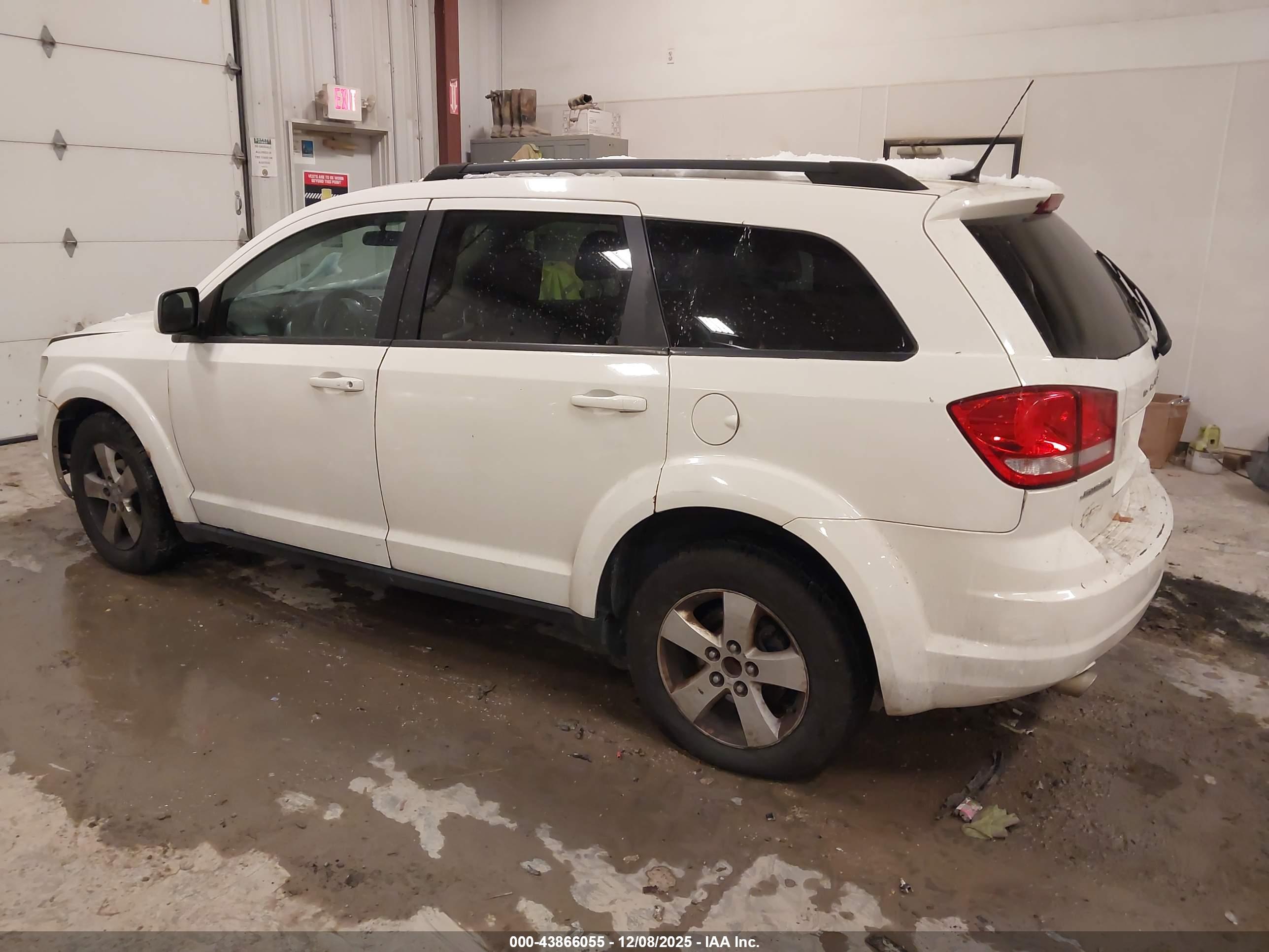 DODGE JOURNEY image 3