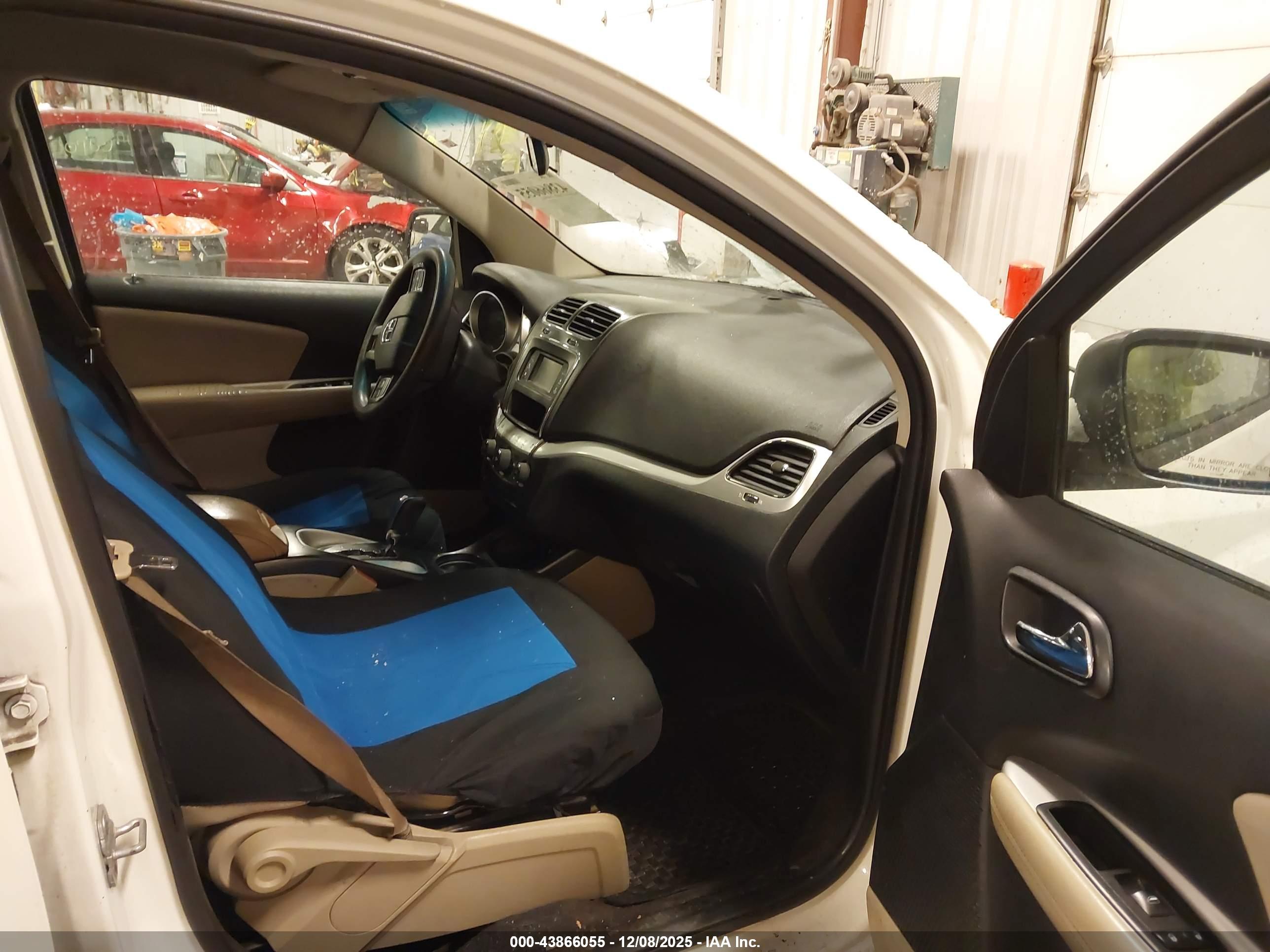 DODGE JOURNEY image 5