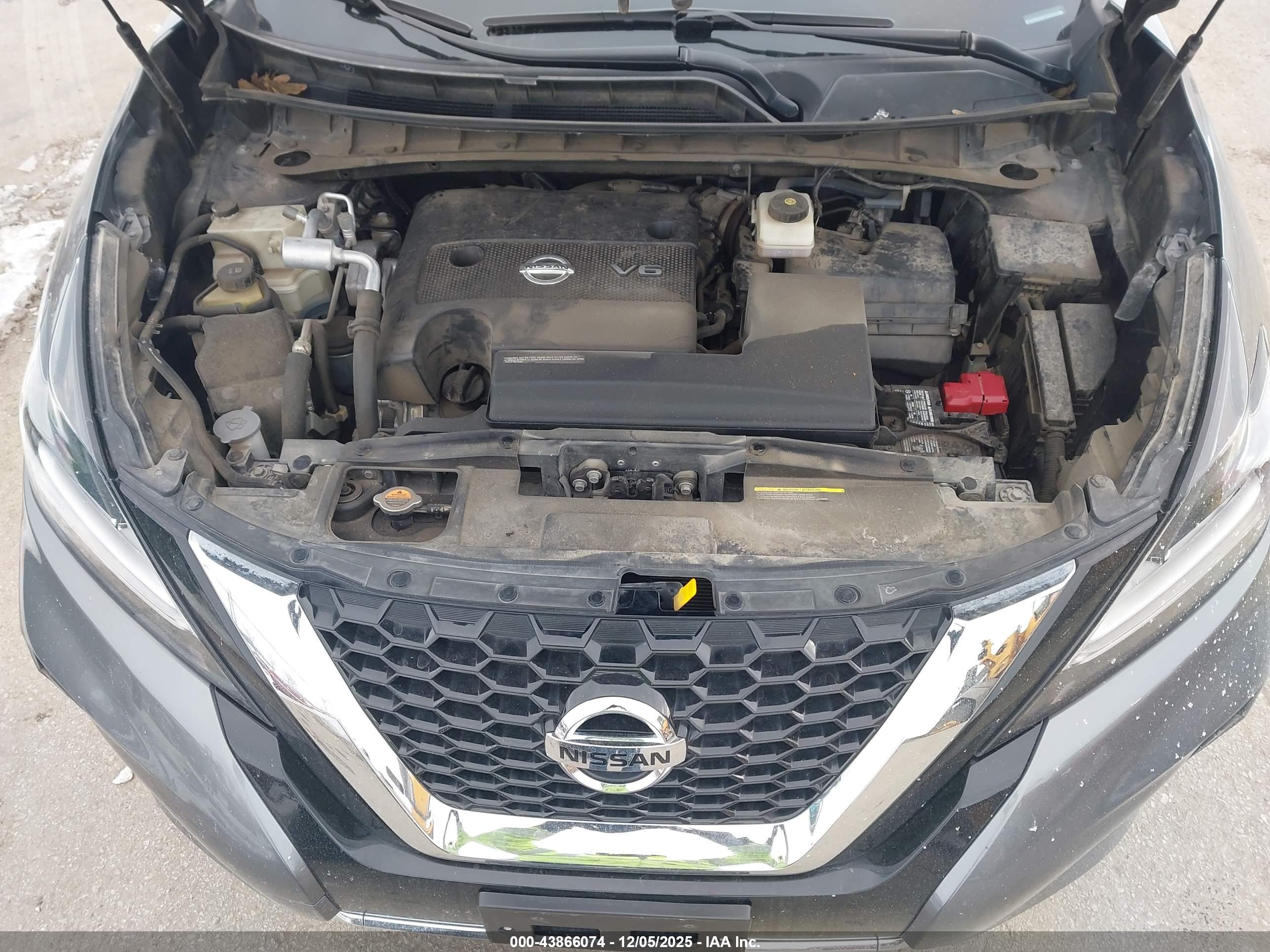 NISSAN MURANO image 10