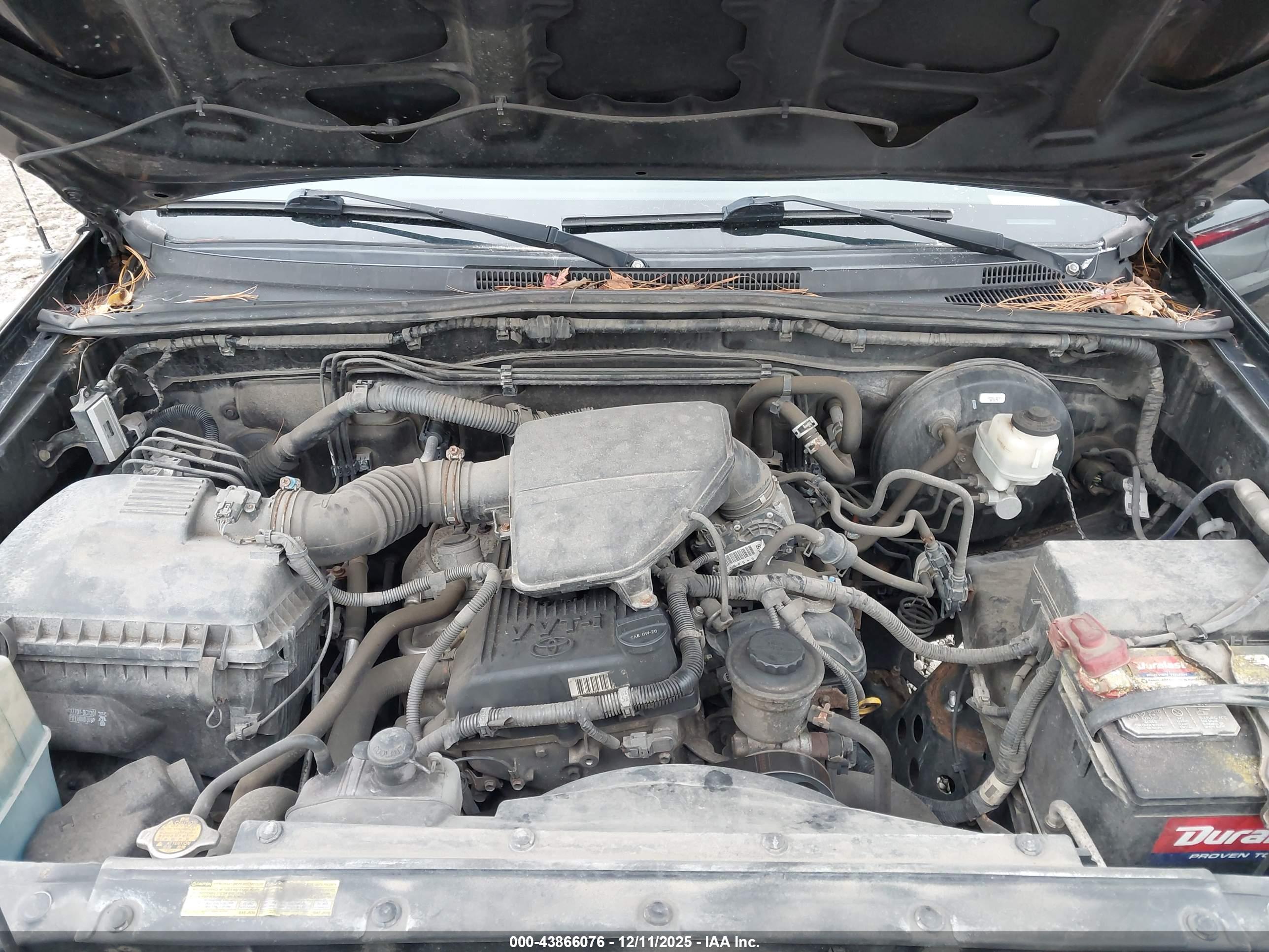 TOYOTA TACOMA image 10