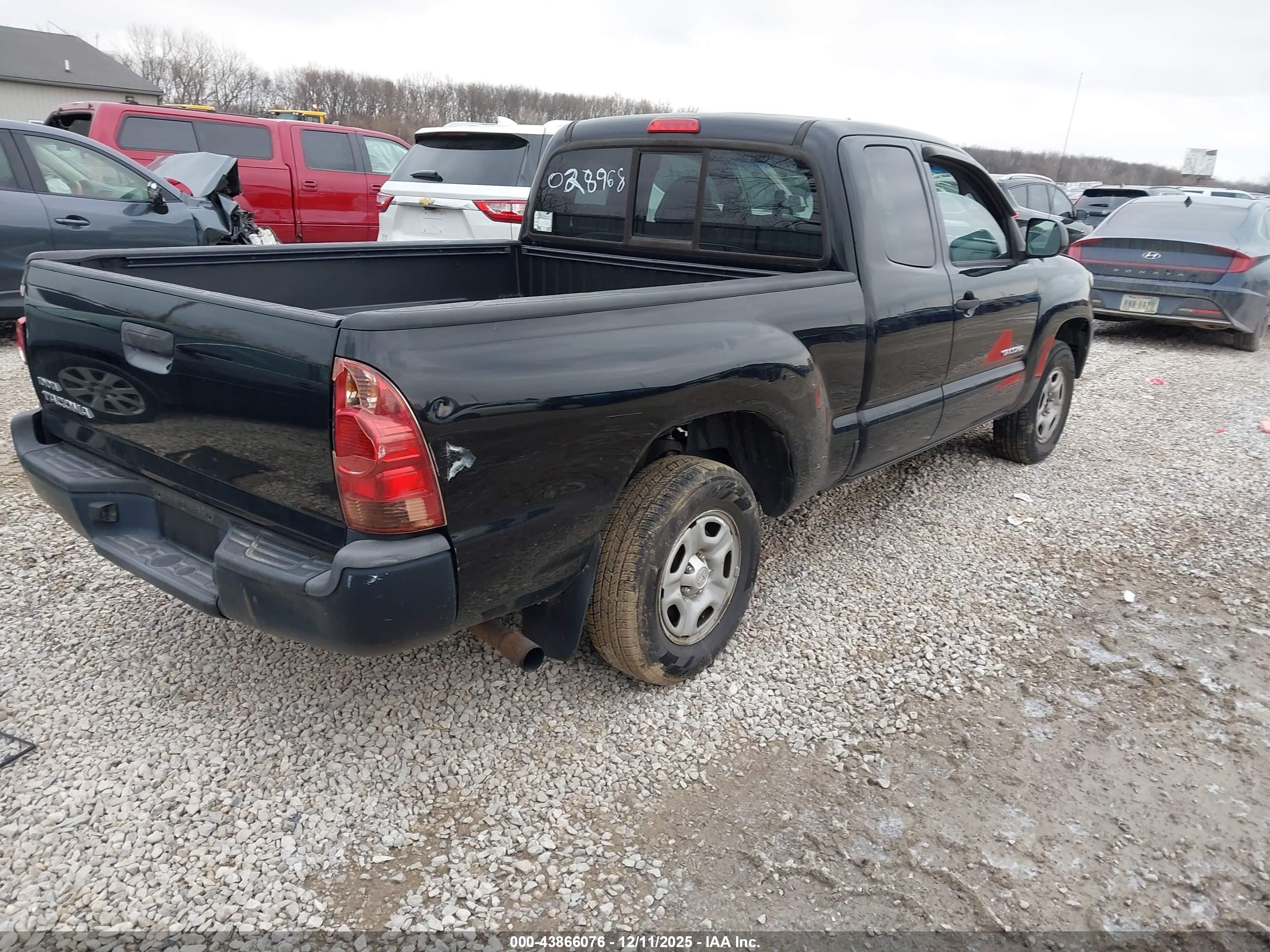 TOYOTA TACOMA image 4
