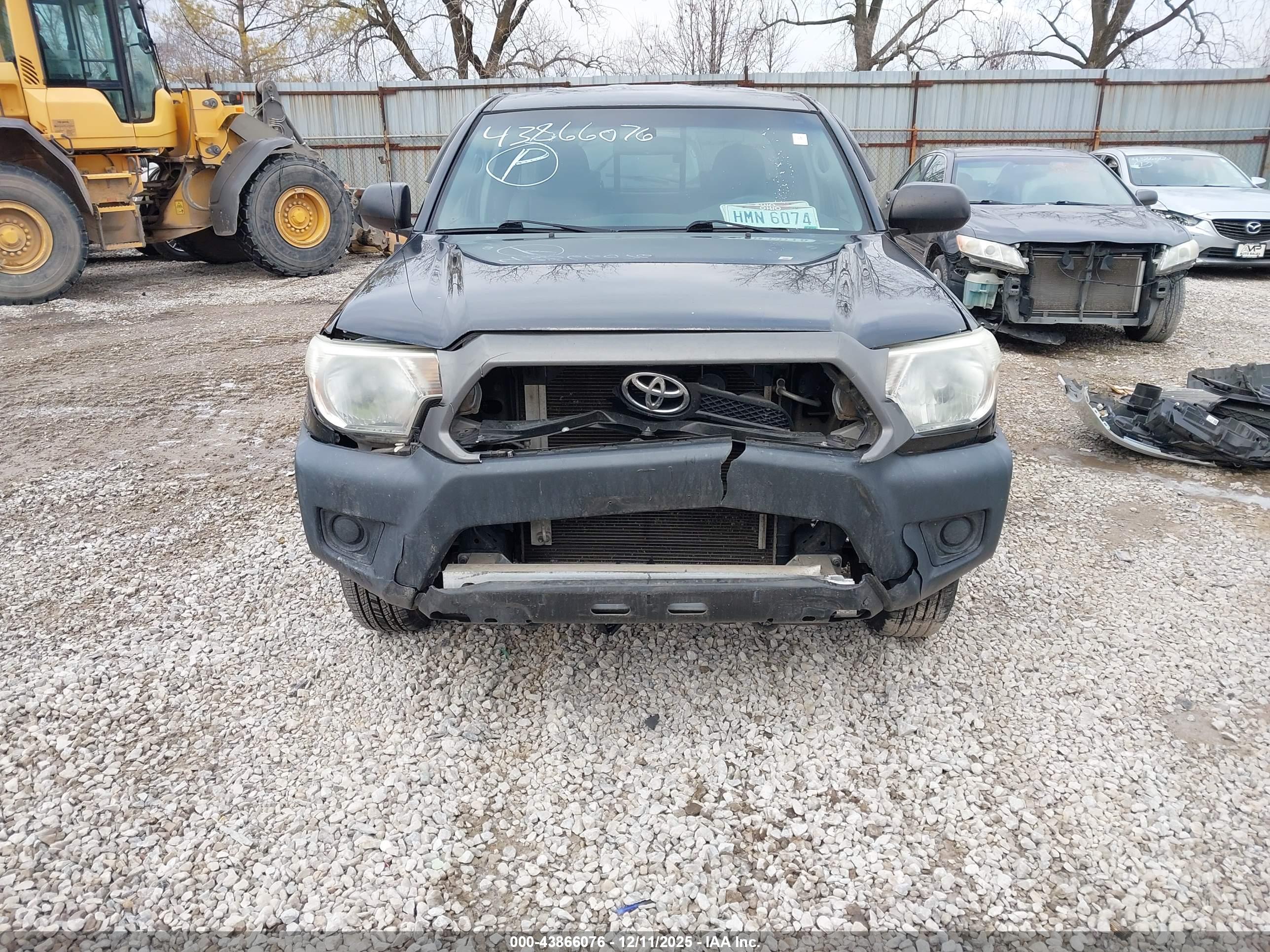 TOYOTA TACOMA image 6