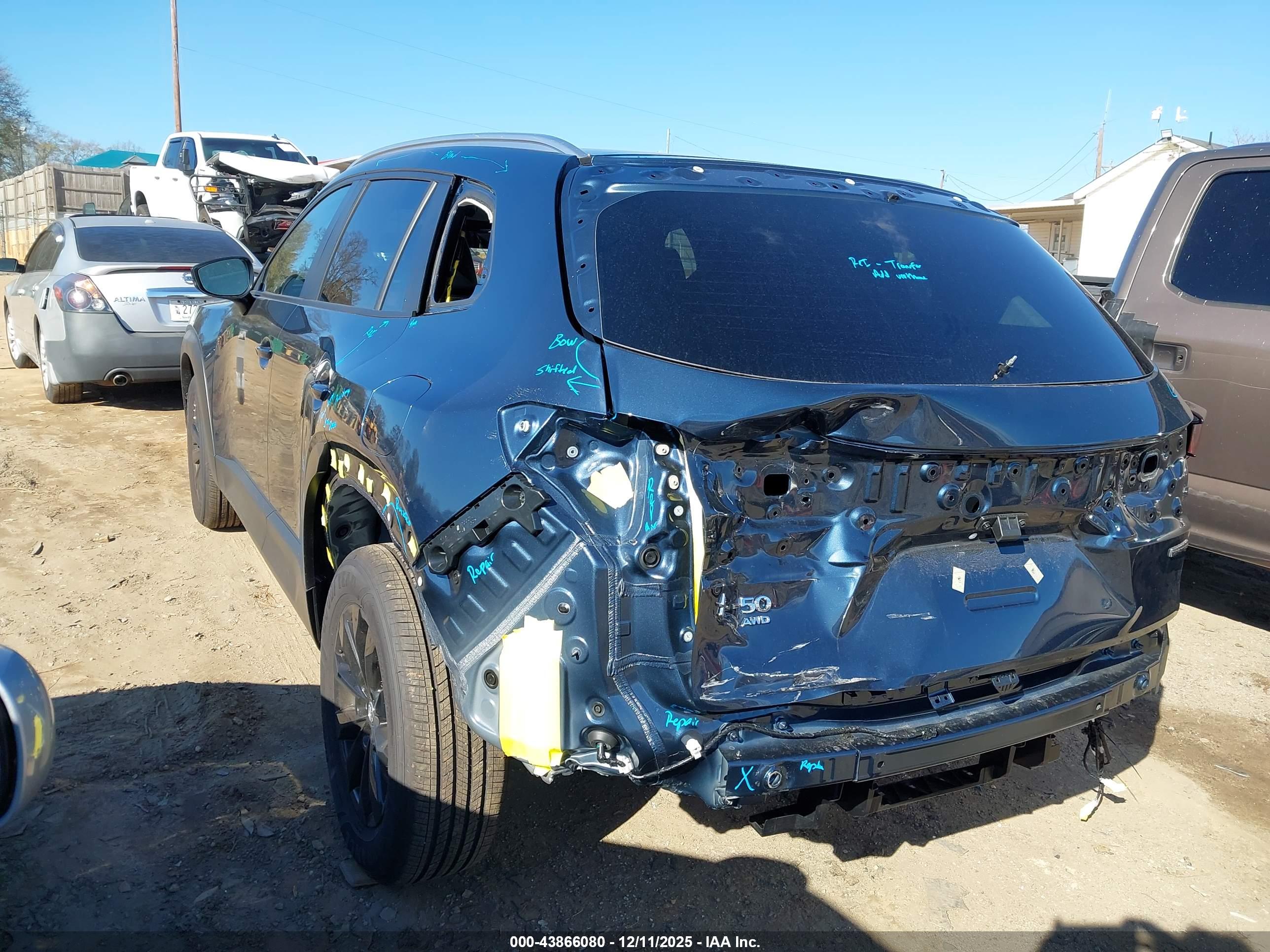 MAZDA CX-50 image 3