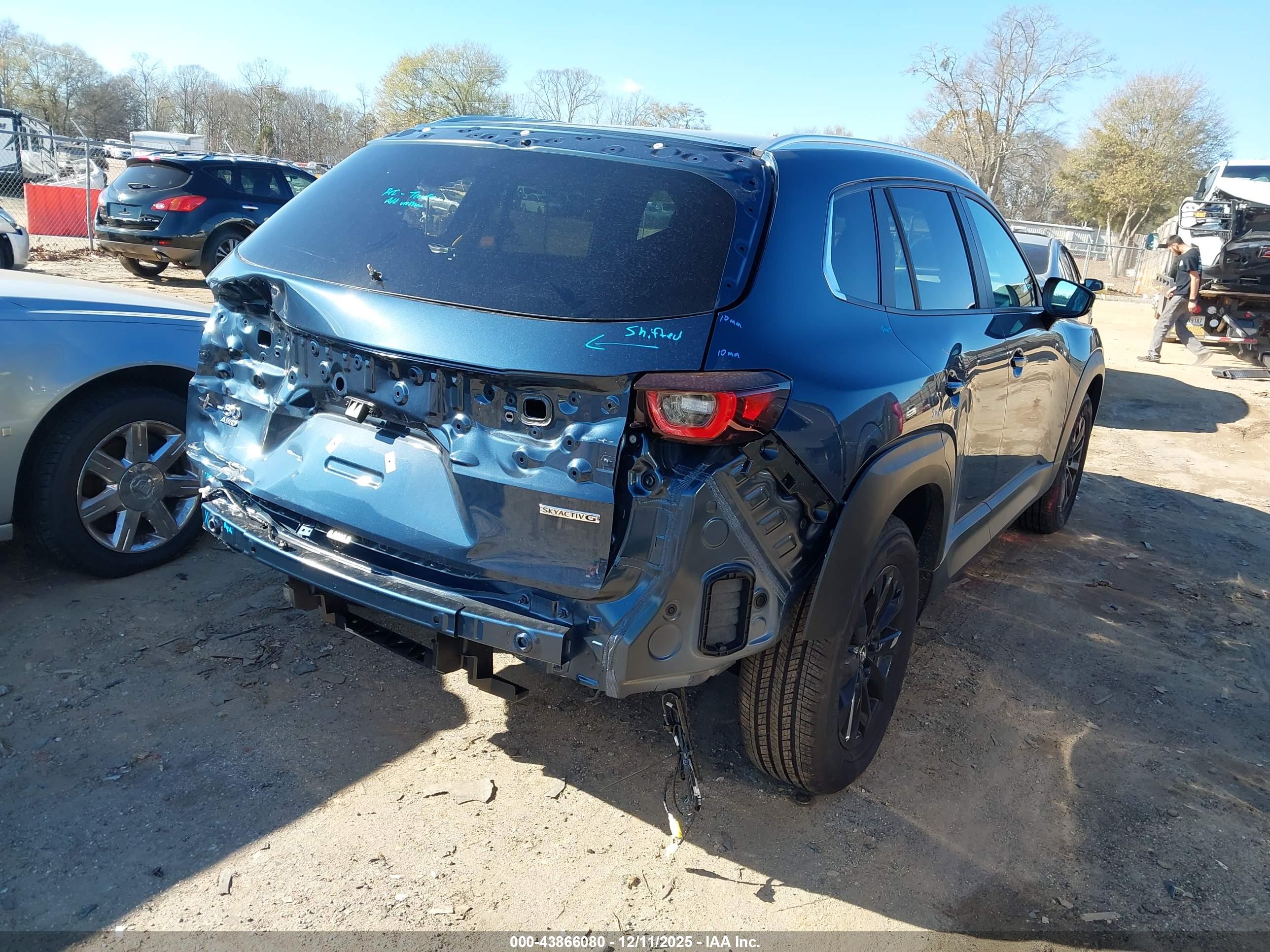 MAZDA CX-50 image 4
