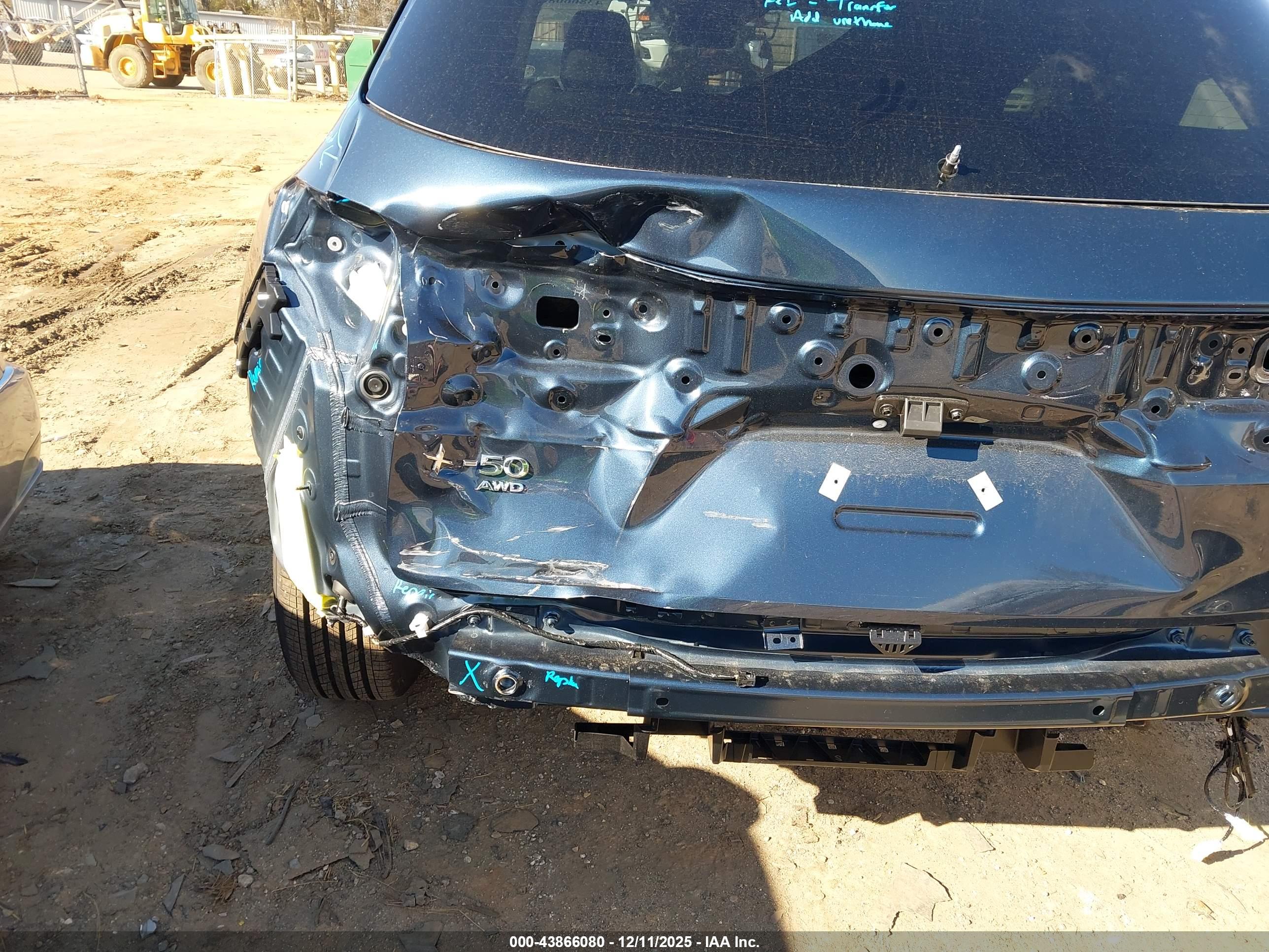 MAZDA CX-50 image 6