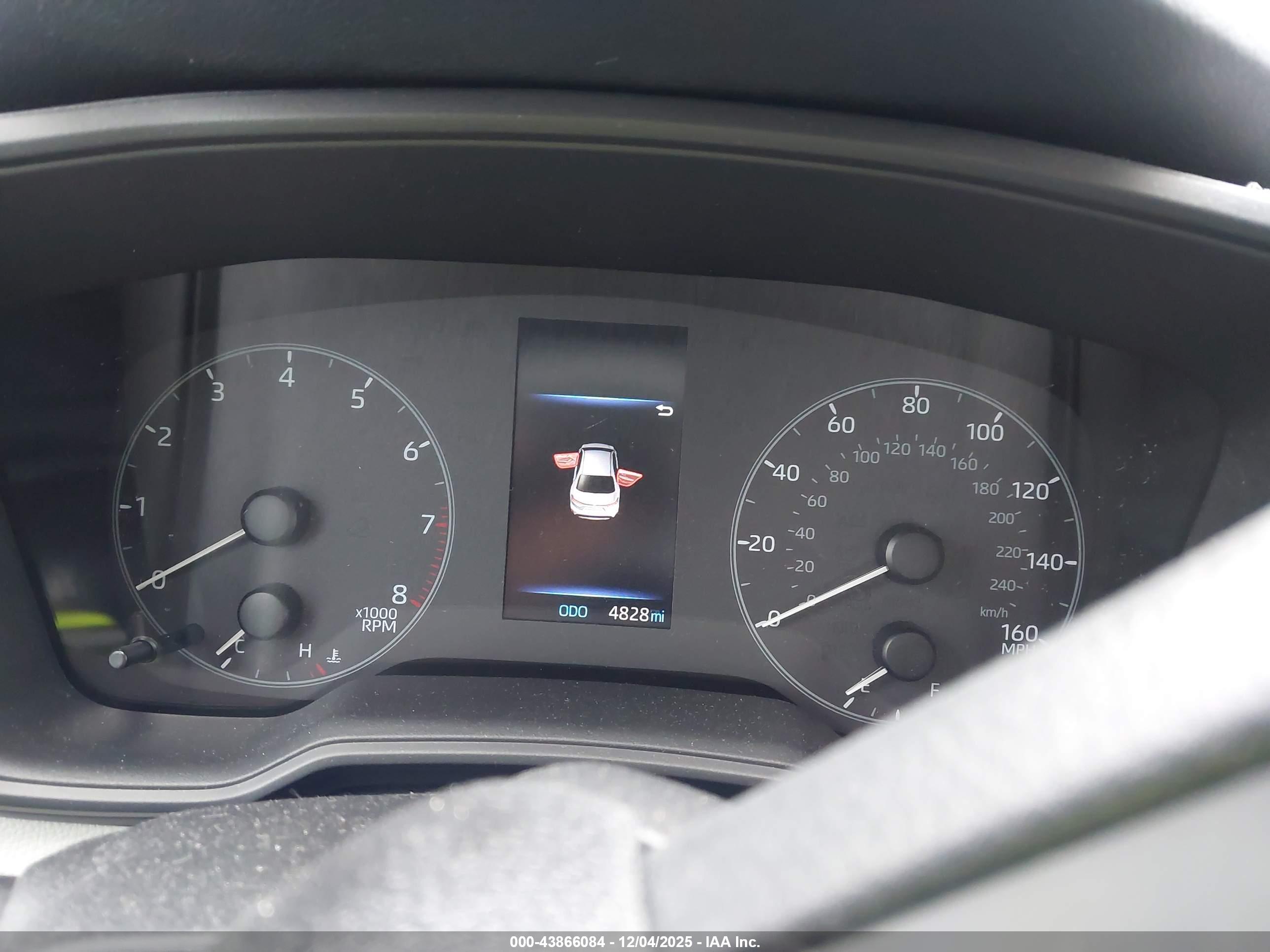 TOYOTA COROLLA image 7