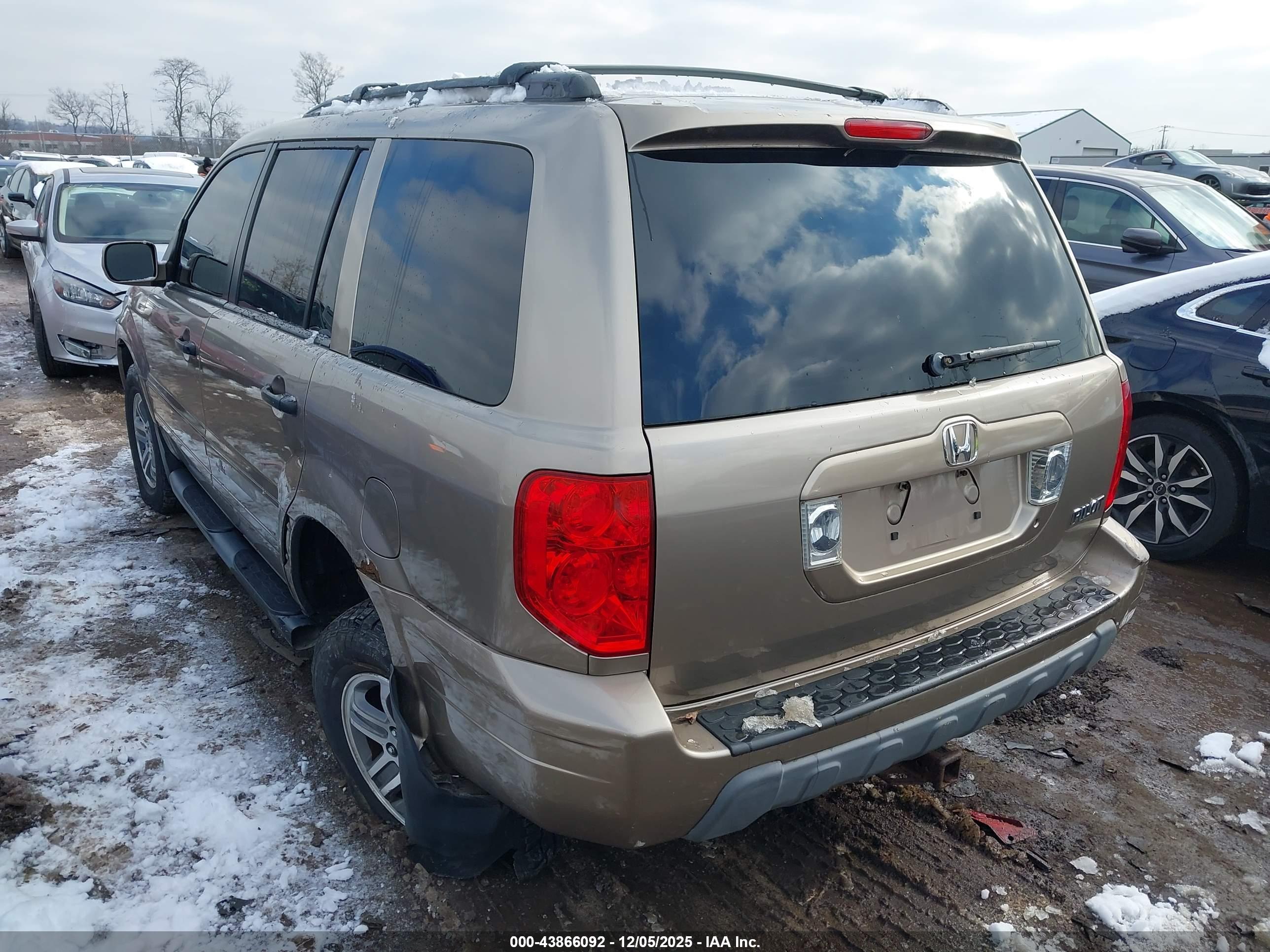 HONDA PILOT image 3