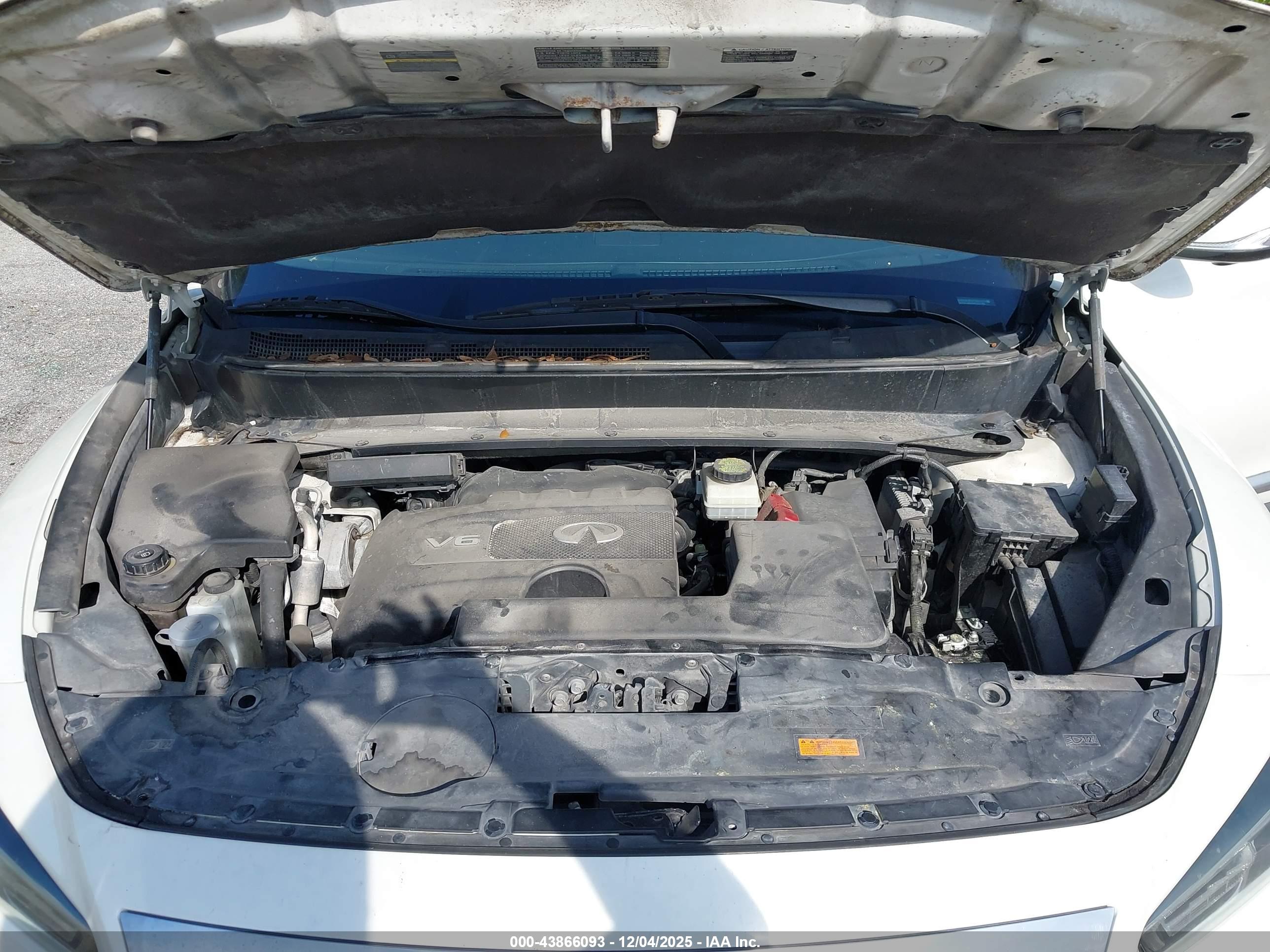 INFINITI QX60 image 10