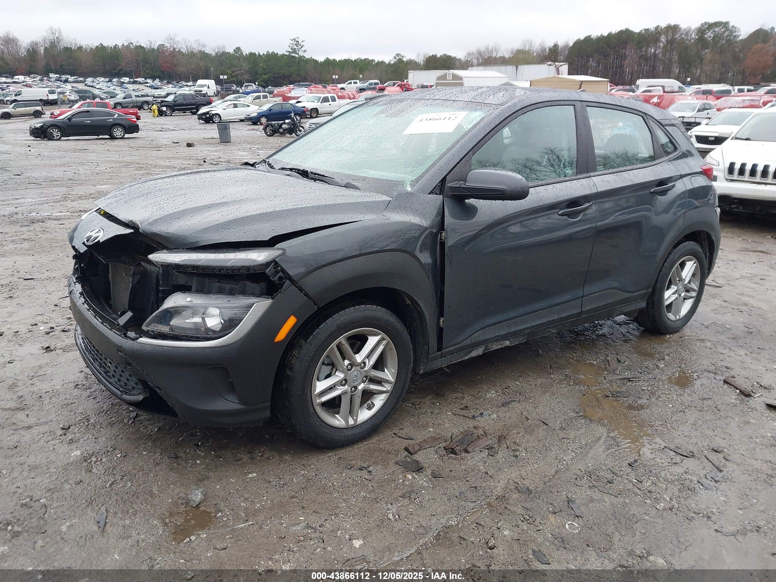 HYUNDAI KONA image 2