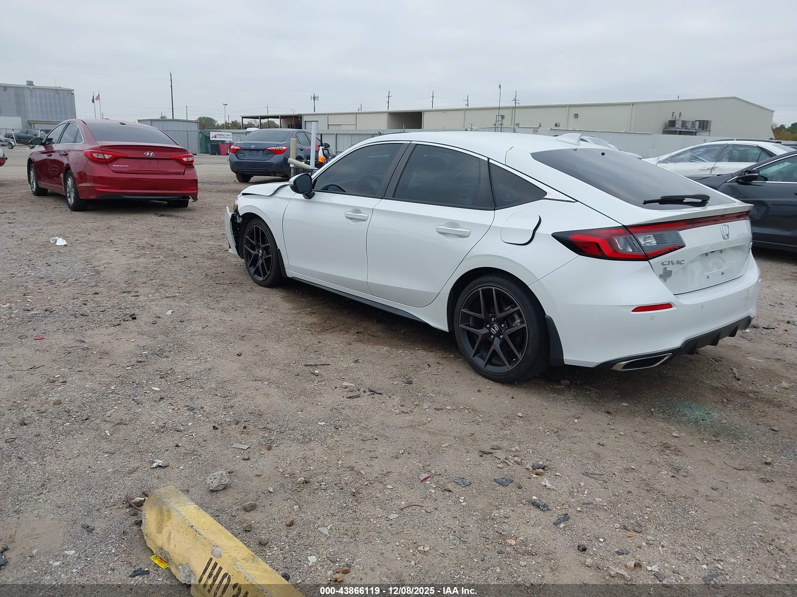 HONDA CIVIC image 3