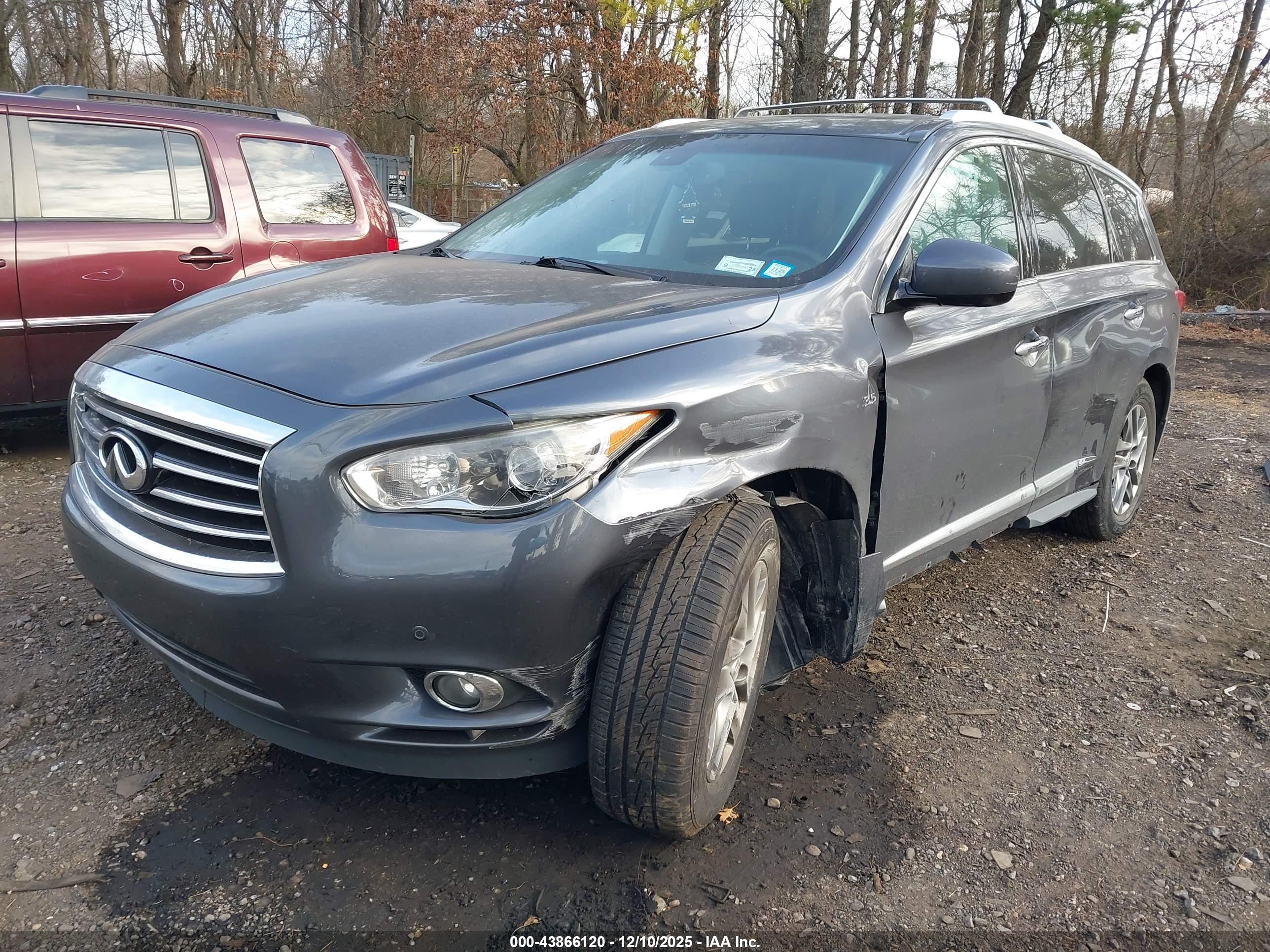 INFINITI QX60 image 2